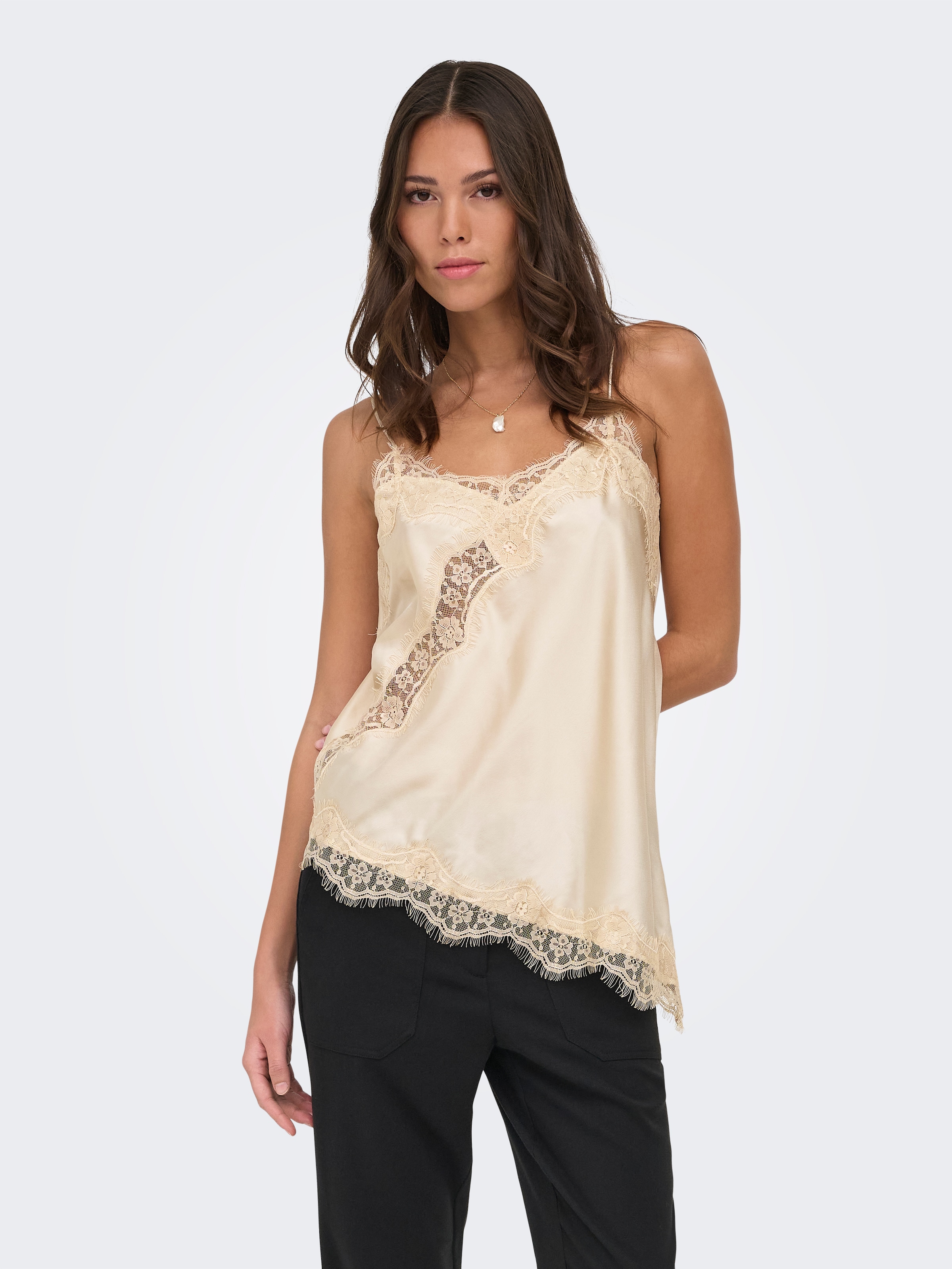 JDY Top à bretelles »JDYFIFI S/L ASYM LACE SINGLET WVN NOOS« Polyester, coupe régulière