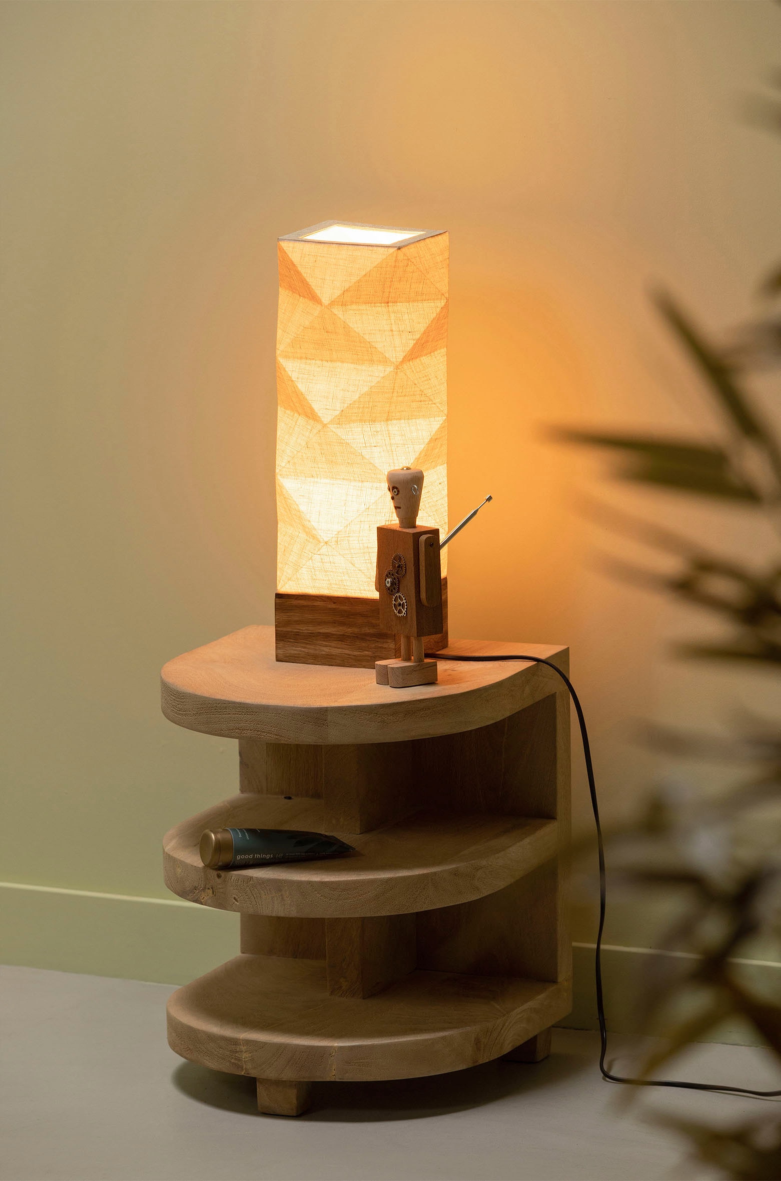 WOOOD Beistelltisch »Milan«, aus Mangoholz, H 42 cm x B 36 cm