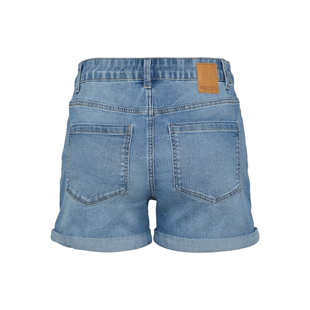 pieces Jeansshorts »PCPEGGY MW SHORTS LB NOOS BC«