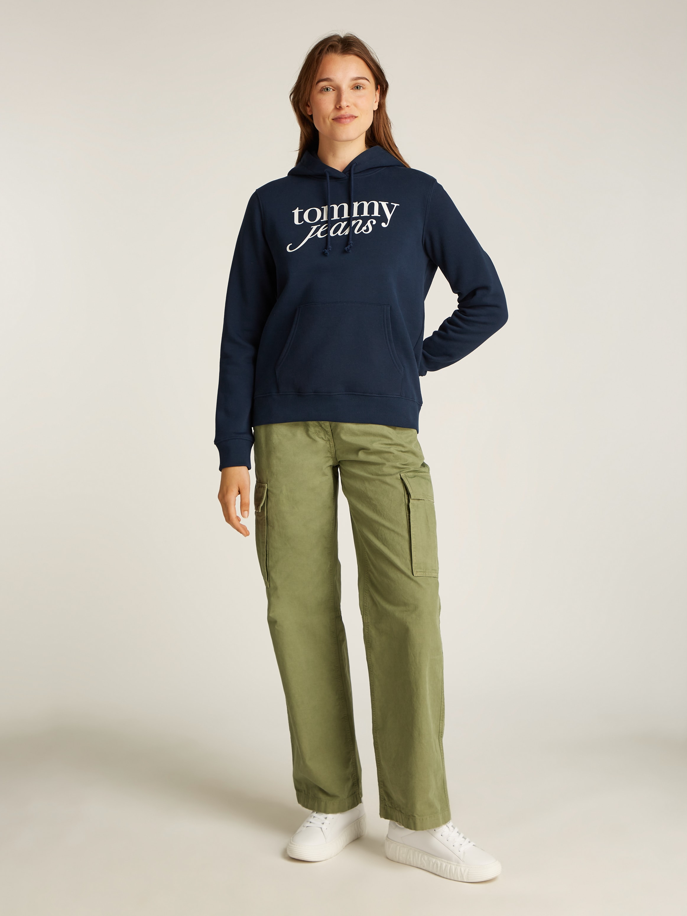 Tommy Jeans Curve Kapuzensweatshirt »TJW REG ESS LOGO HOODIE EXT«, in Grossen Grössen, Kapuze, Logo-Flag