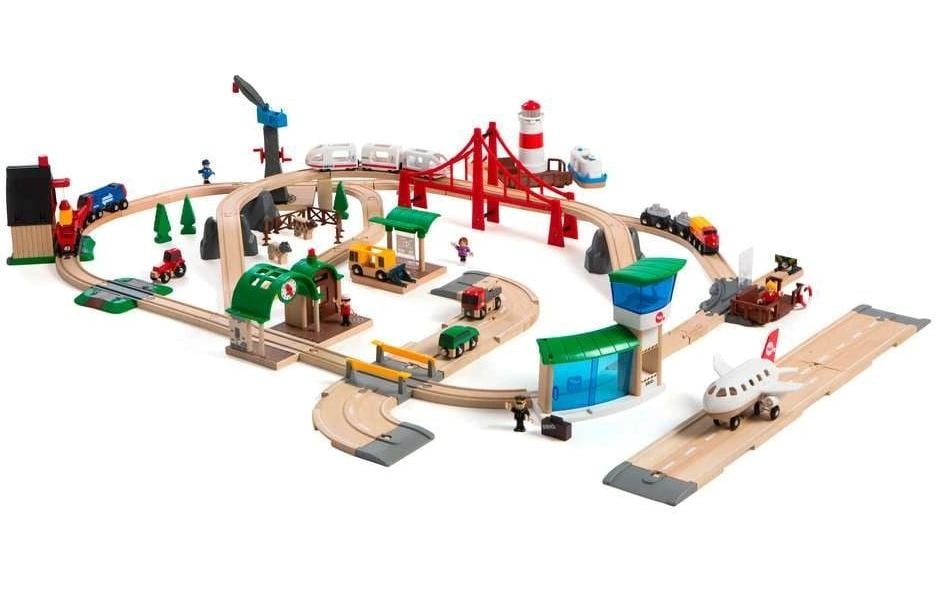 Image of BRIO Spielzeug-Eisenbahn "Grosses Premium Set Kunststoffbox"