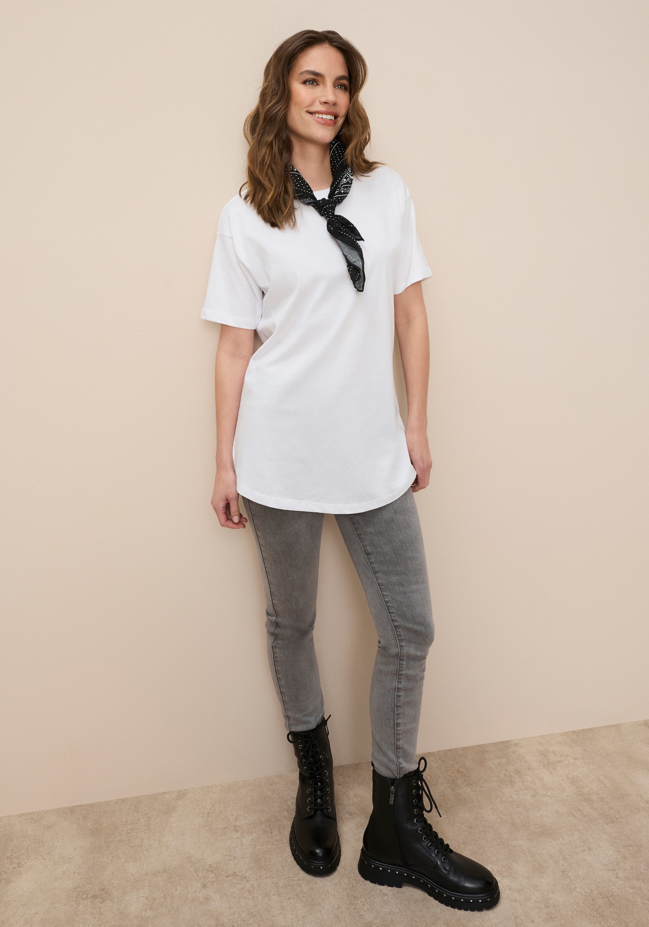 Tamaris T-shirt oversize in Longform mit abgerundetem Saum