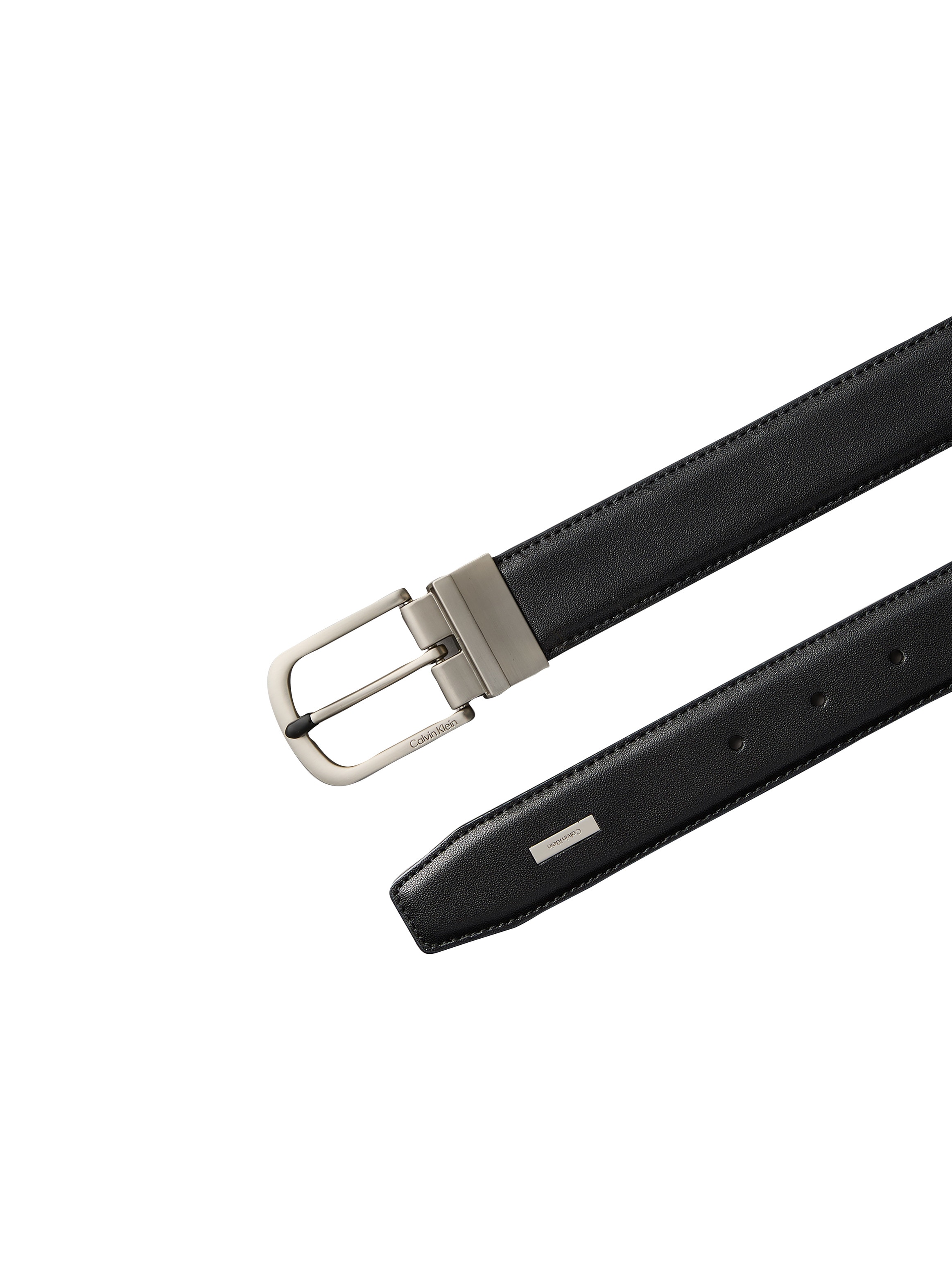 Calvin Klein Jeans Ledergürtel »CURVED PIN BUCKLE SMOOTH 32MM AD« Regular fit und grössenverstellbar