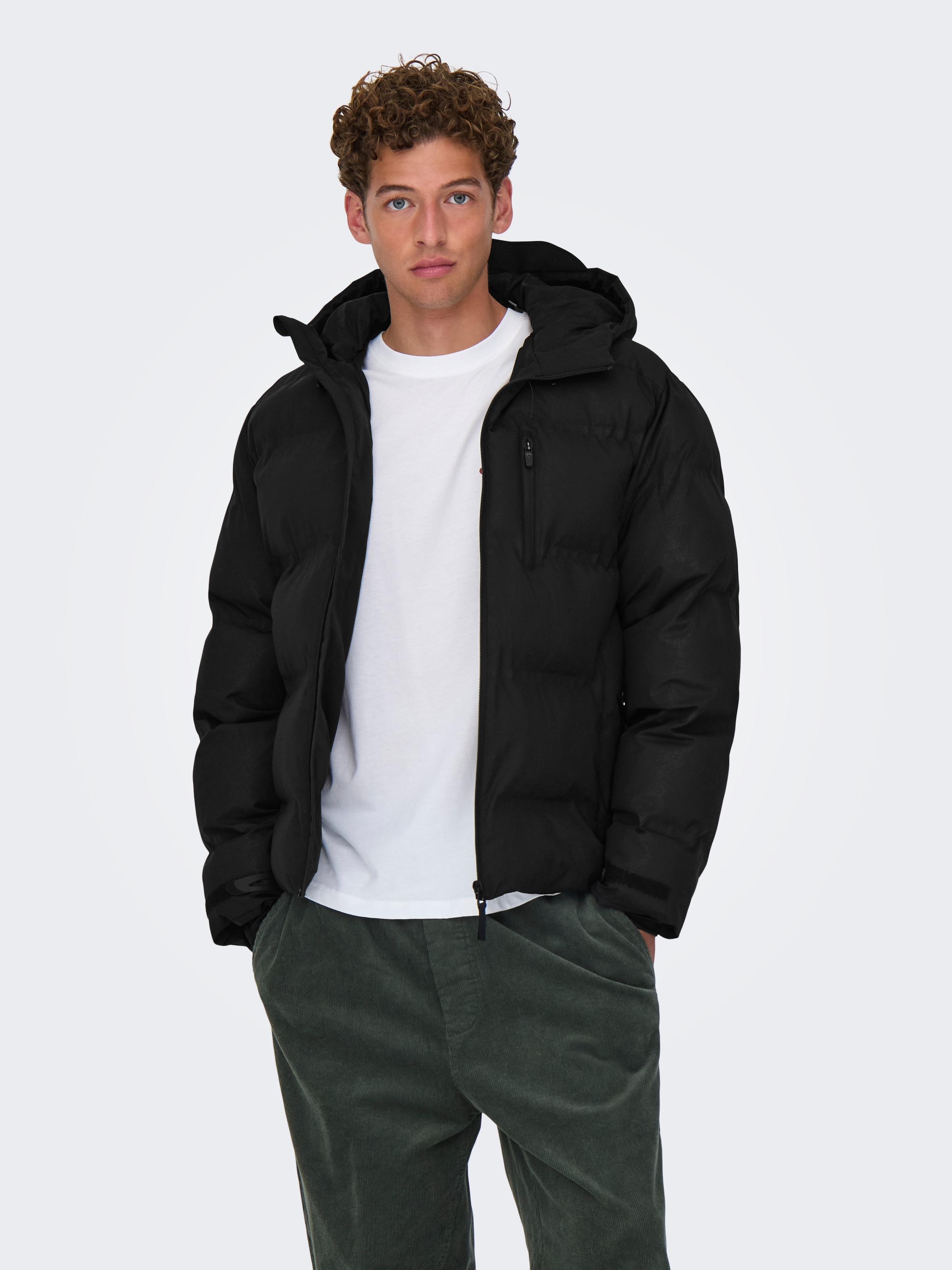 Image of ONLY & SONS Steppjacke "ONSMATHIS PUFFER OTW" mit Kapuze