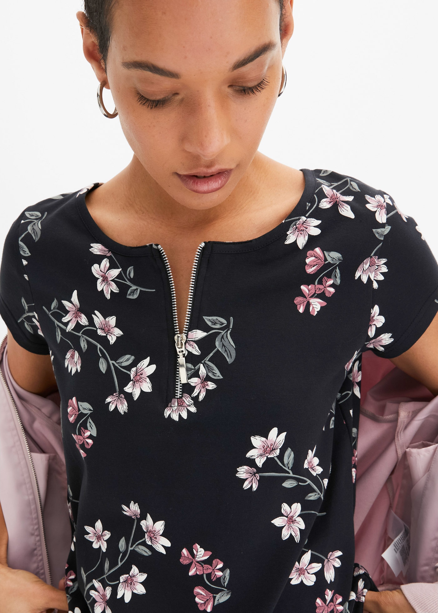 bonprix Chemisier Dezente Oversize Passform, mit kurzem Reissverschluss