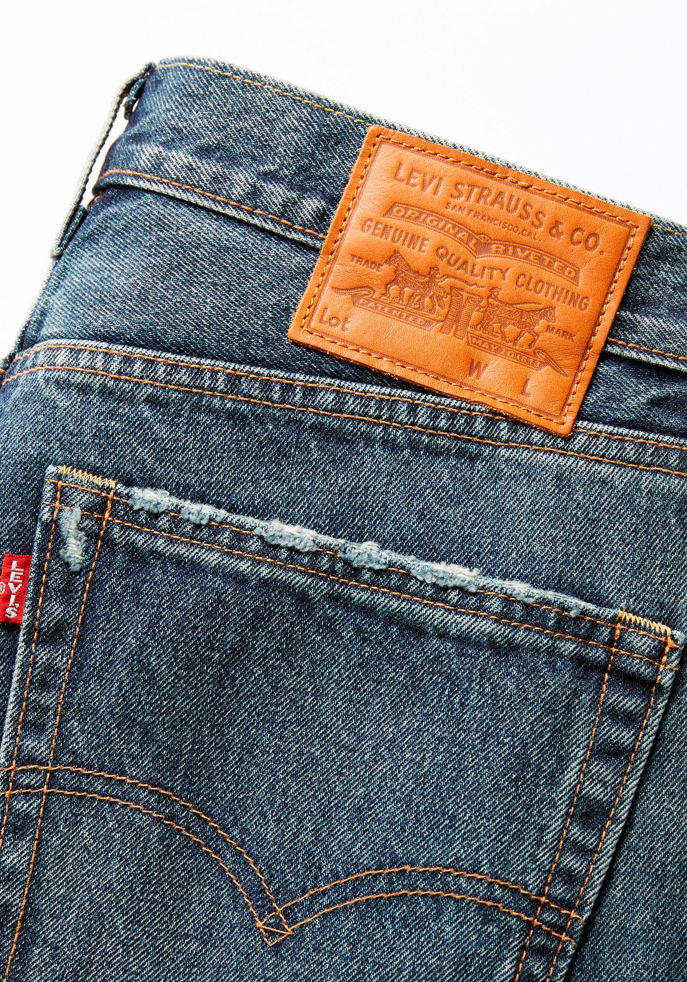 Levi's® Straight-Jeans »551Z AUTHENTIC«, mit Lederbadge