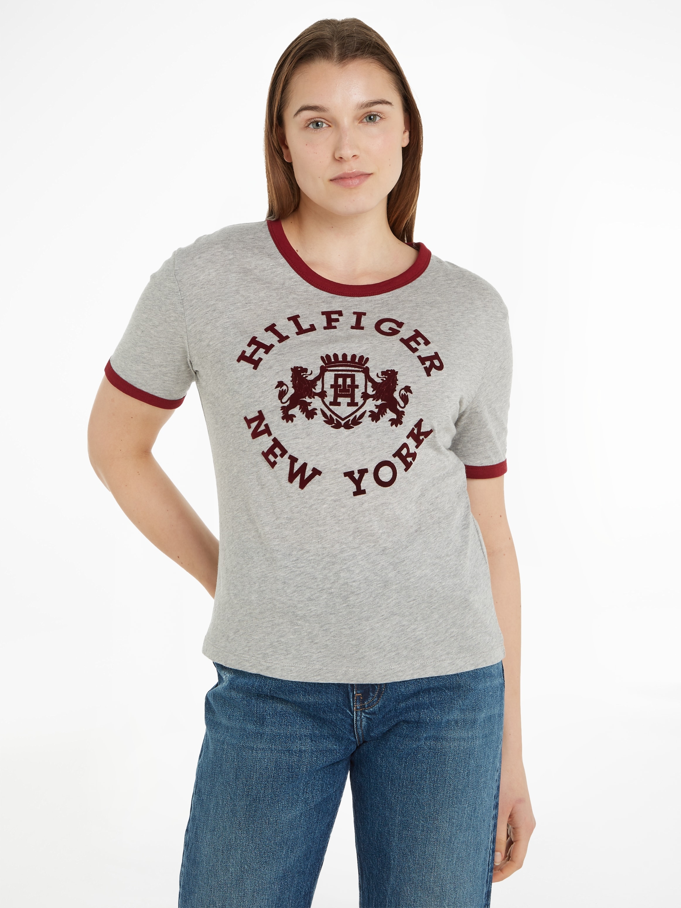 ♕ Tommy Hilfiger T-Shirt, versandkostenfrei grossem auf mit Markenlogo