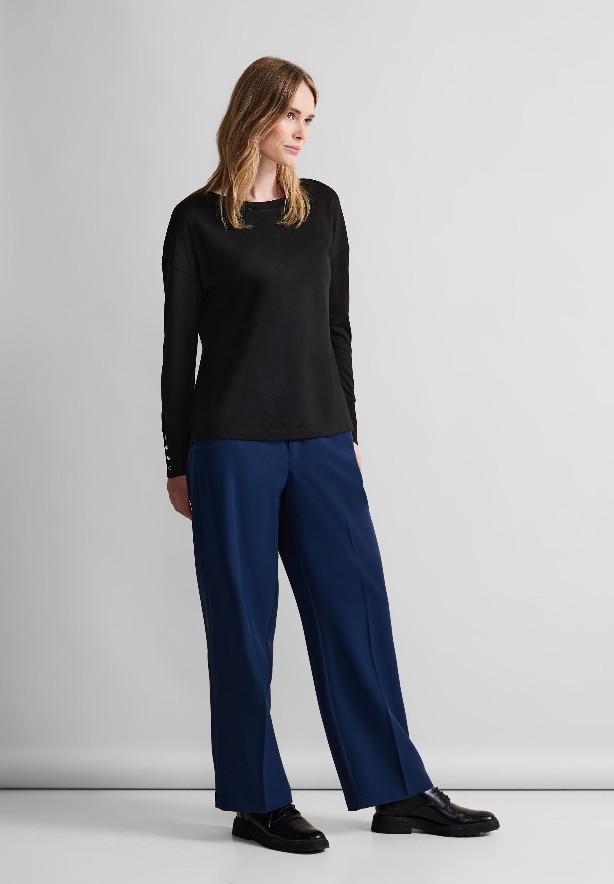 STREET ONE Langarmshirt »LTD QR Rib Neck«, mit U-Boot-Ausschnitt
