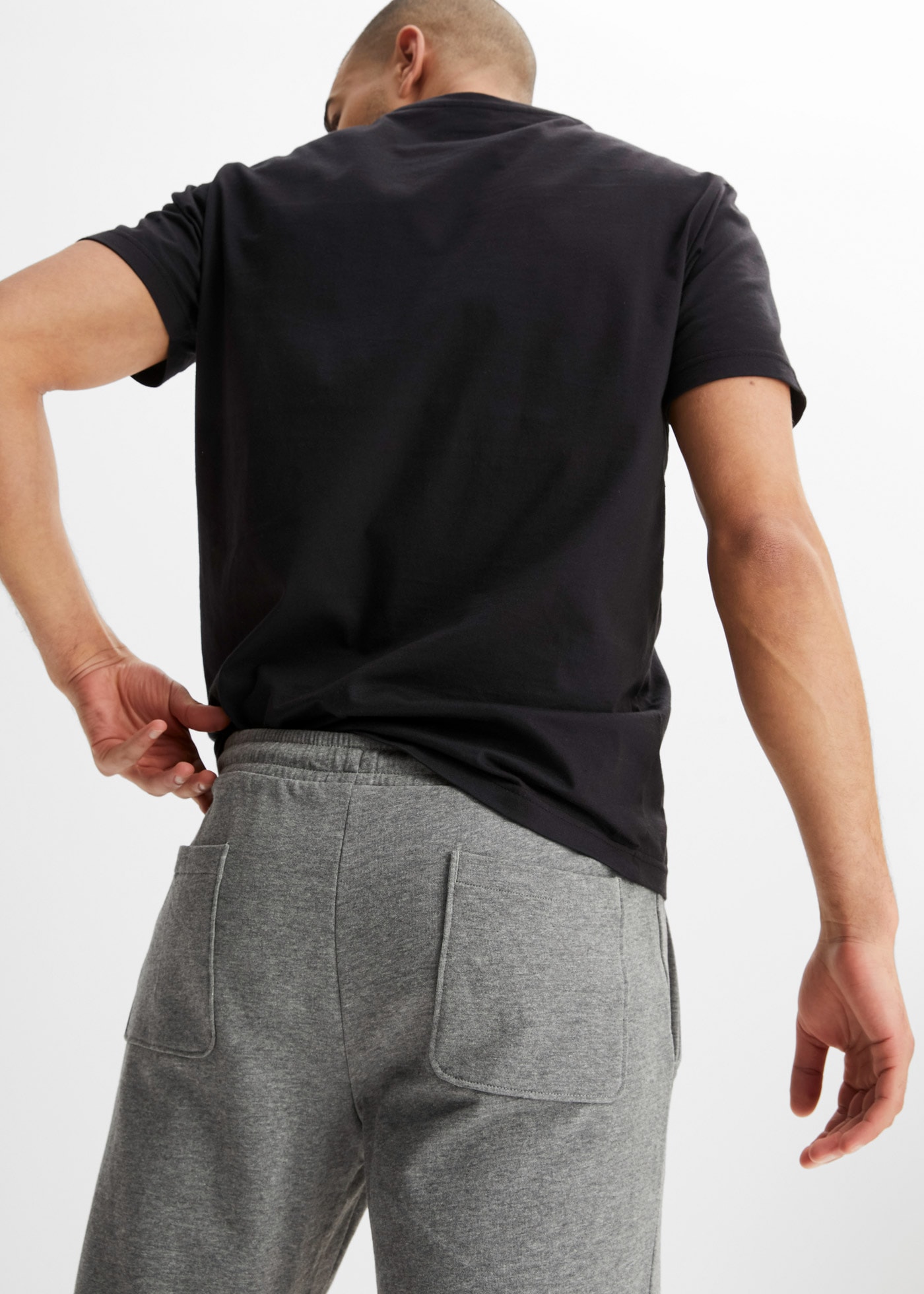 bonprix Sweatbermudas  aus Baumwolle, Regular Fit, mit vier Taschen