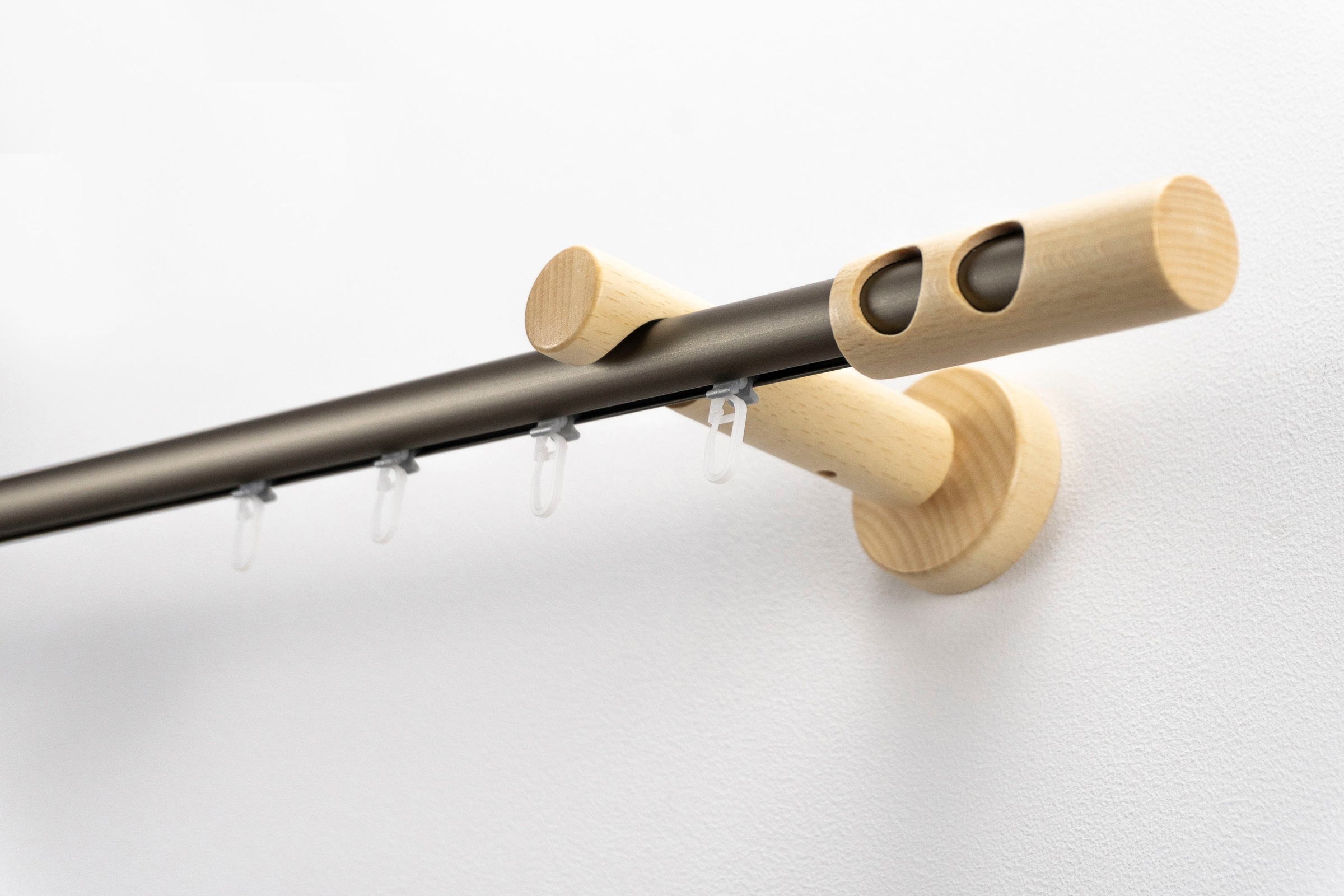 Image of GARESA Gardinenstange »PANDORA«, 1 läufig-läufig, Wunschmasslänge, Vorhanggarnitur,Innenlaufgarnitur, einfache Montage, m. Profilverbinder verlängerbar, Wandmontage, Knopf m.runden Löcher bei Ackermann Versand Schweiz