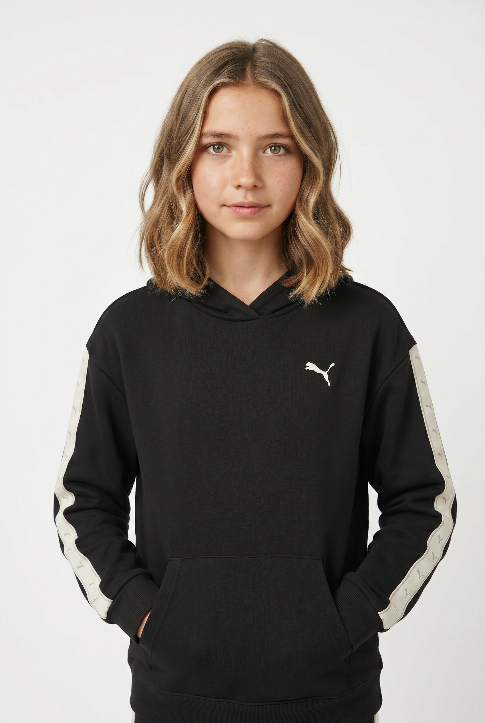 Image of PUMA Kapuzensweatshirt "ESS TAPE RELAXED HOODIE FL G", für Jugendliche, sportlicher Stil, aus Baumwollmischung, mit Kapuze