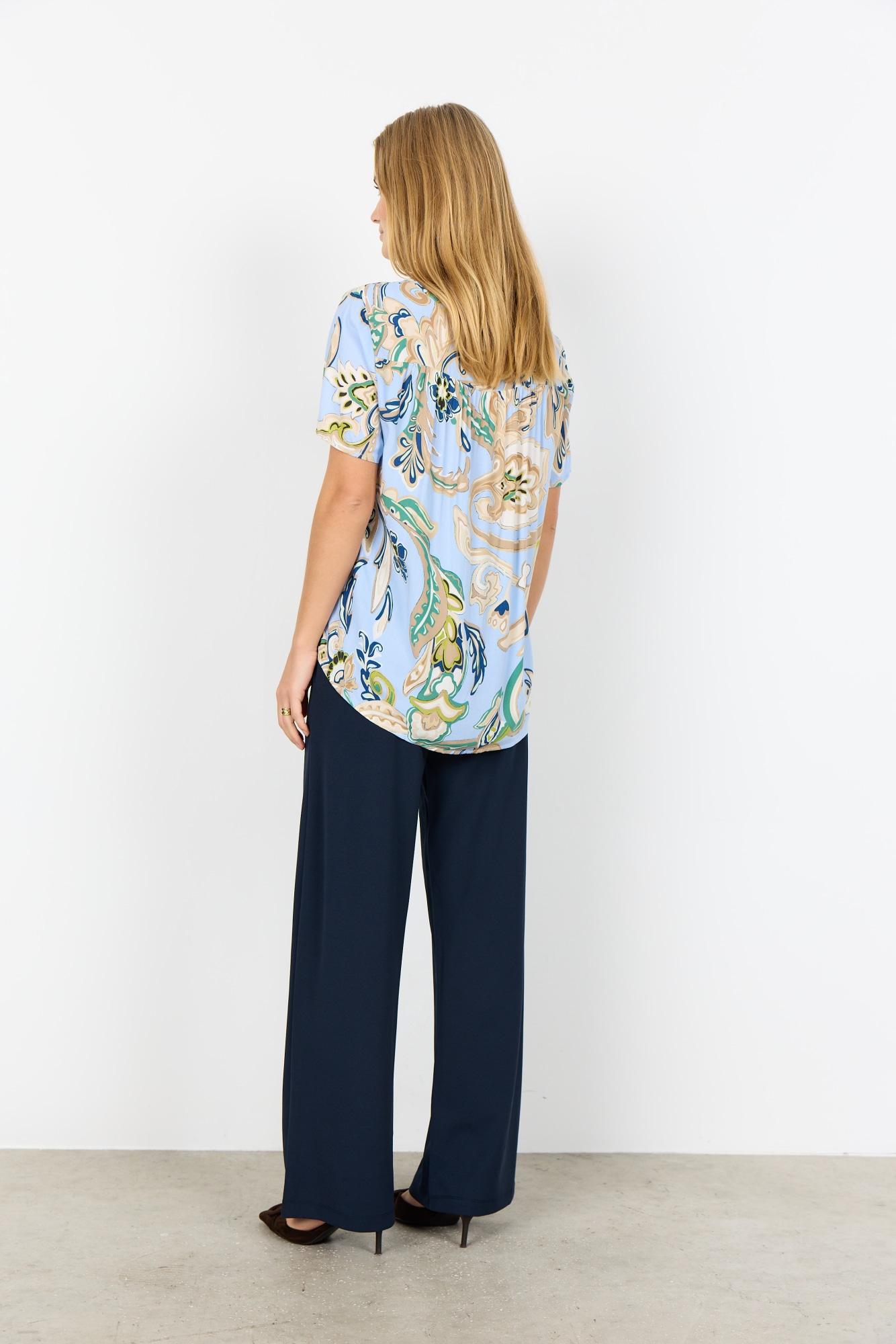 soyaconcept Chemisier à chemise »SC-CASJA 1« en viscose, coupe normale, avec imprimé à motifs, facile d'entretien