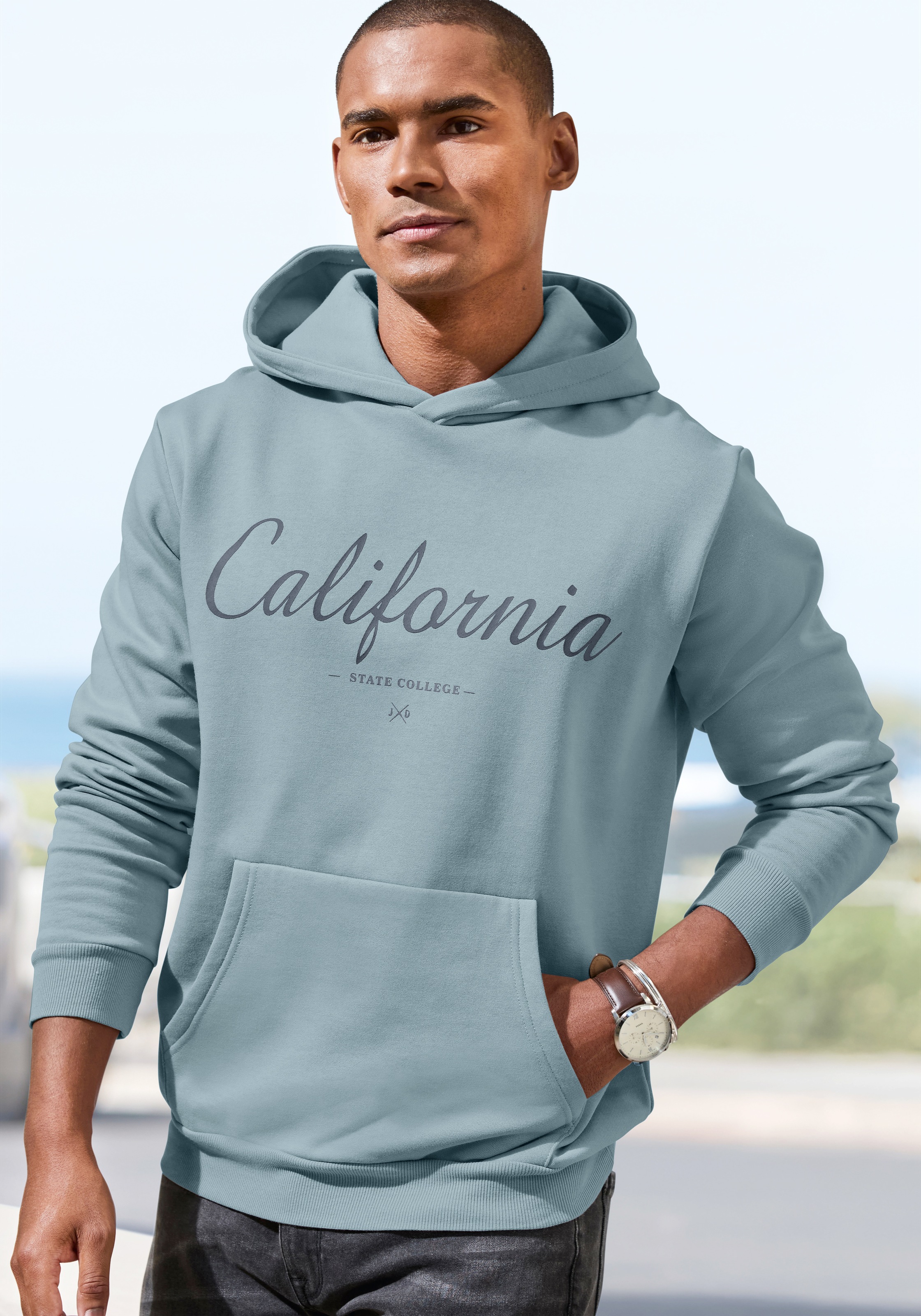 Image of John Devin Hoodie, Sweatshirt mit coolem Druck, aufgesetzter Tasche und Kapuze