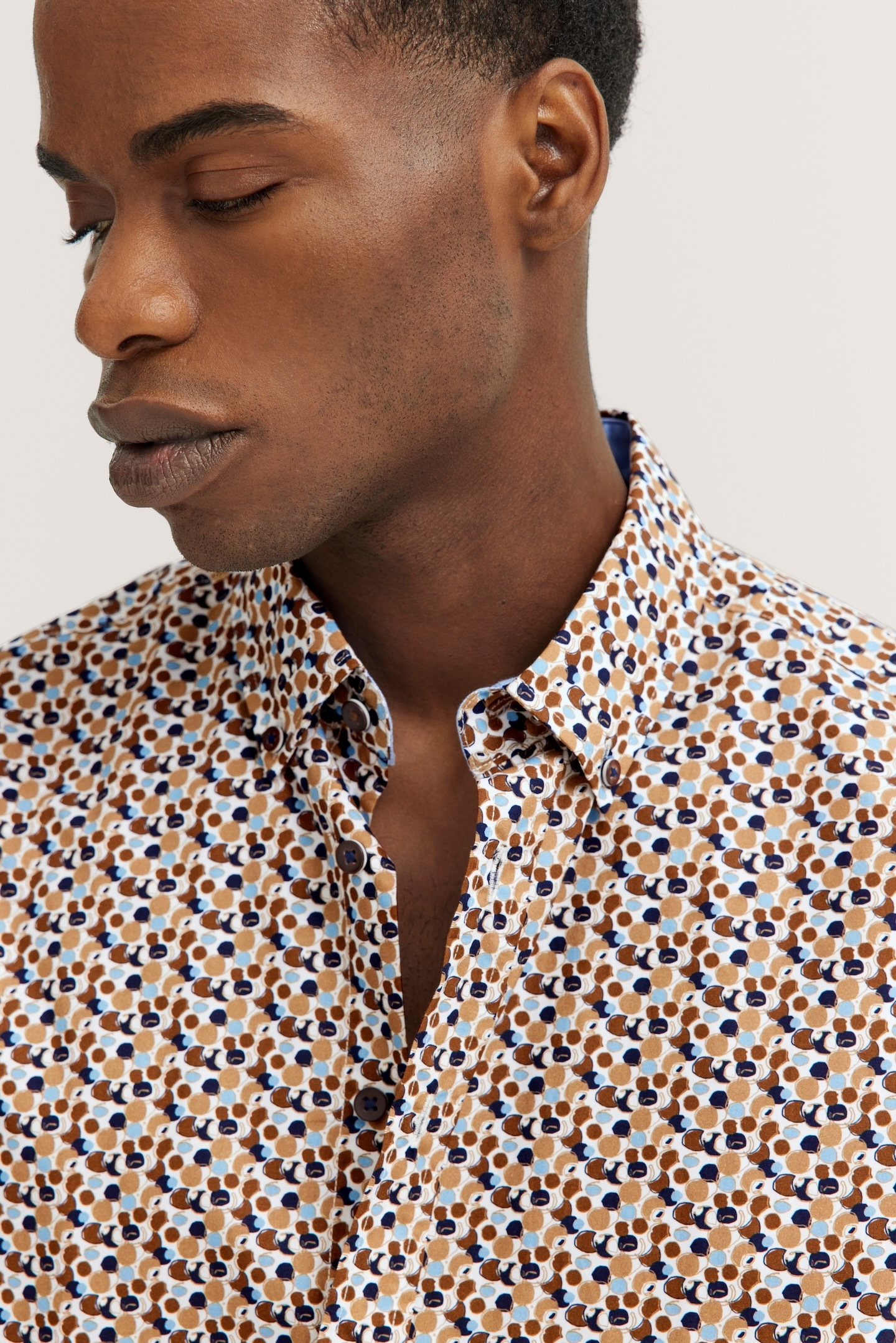 bugatti Chemise à manches courtes mit Button-Down-Kragen