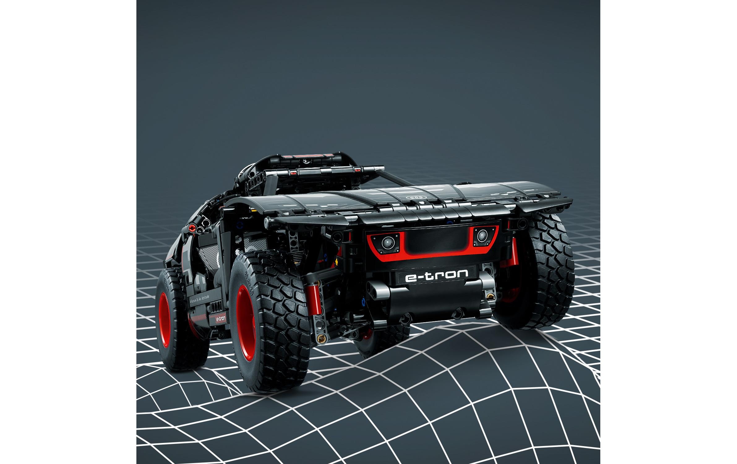 LEGO® Briques de jeu »Audi RS Q e-tron 4216«