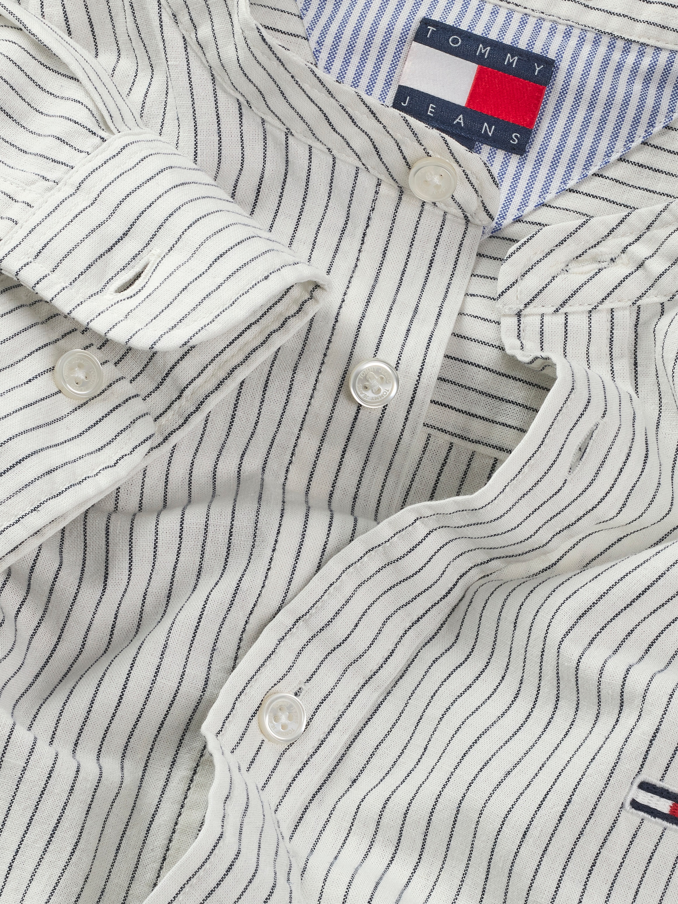 Tommy Jeans Langarmhemd »TJM LINEN MIX BND STP SHRT EXT« Mit Rundhalsausschnitt