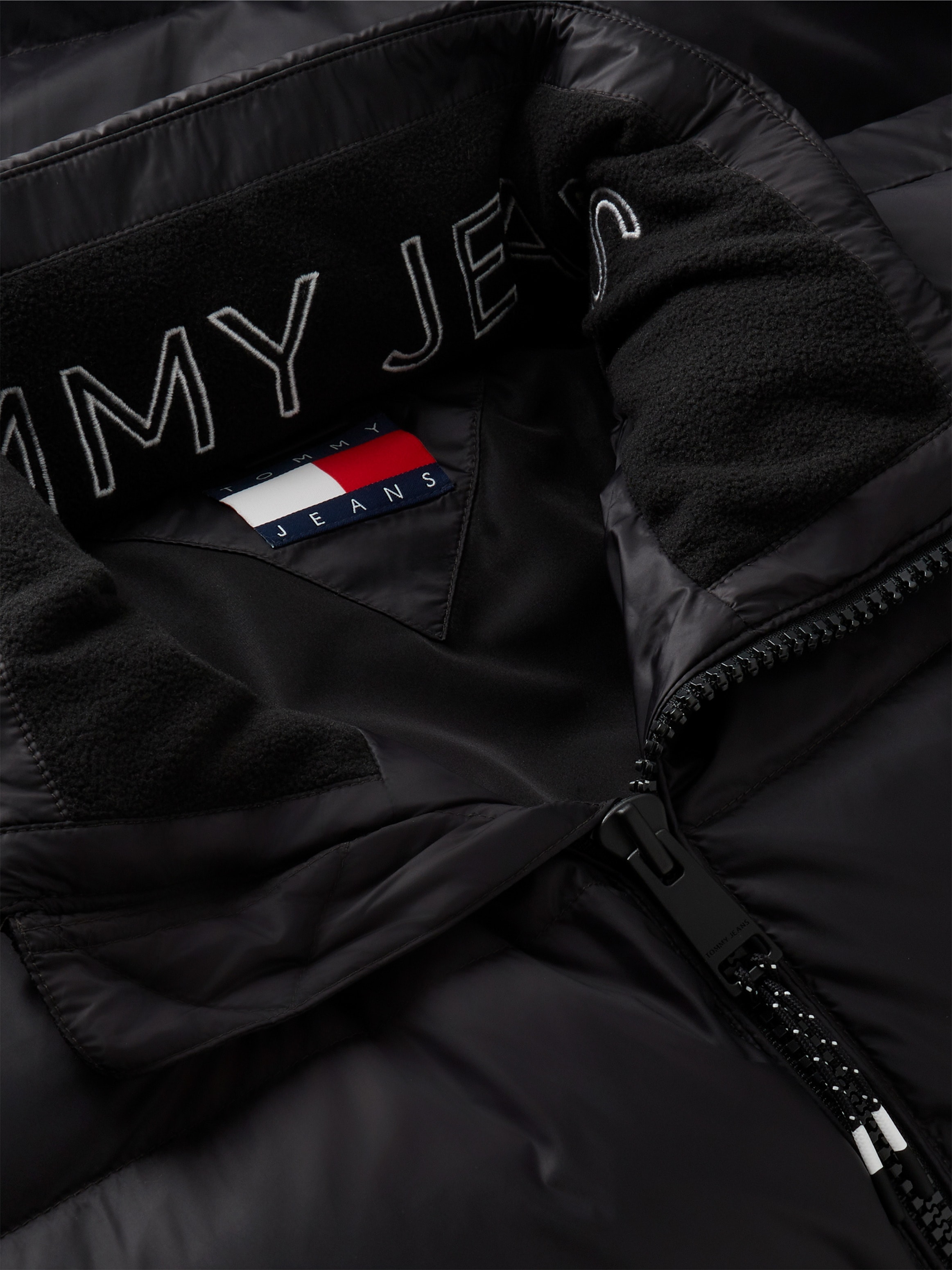 Tommy Jeans Veste matelassée »TJM ESSENTIAL DOWN PARKA« mit Kapuze Daunenjacke, Übergangsjacke mit Kapuze