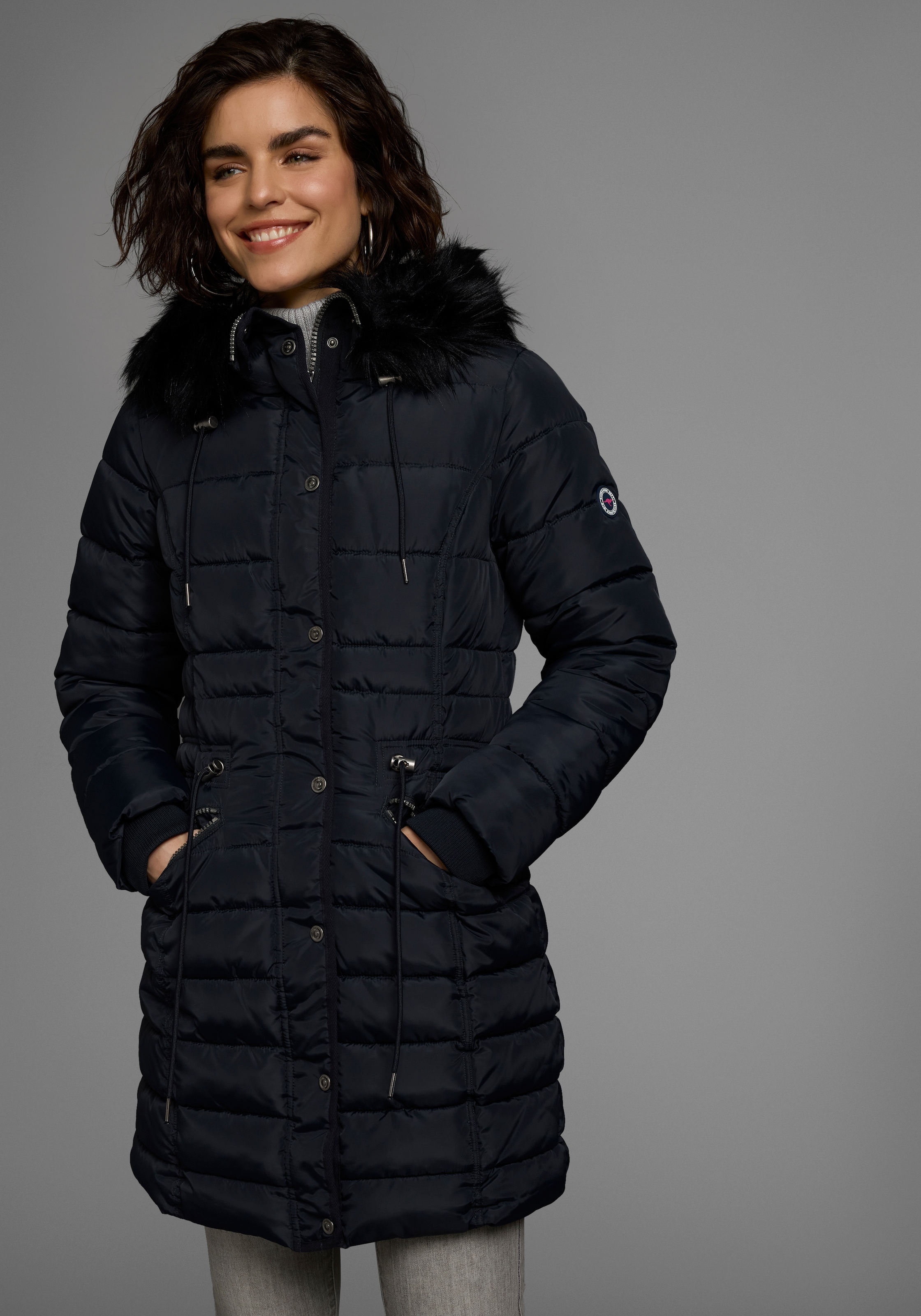 KangaROOS Steppjacke, mit Kapuze, figurbetonter Schnitt, mit Reissverschlusstaschen