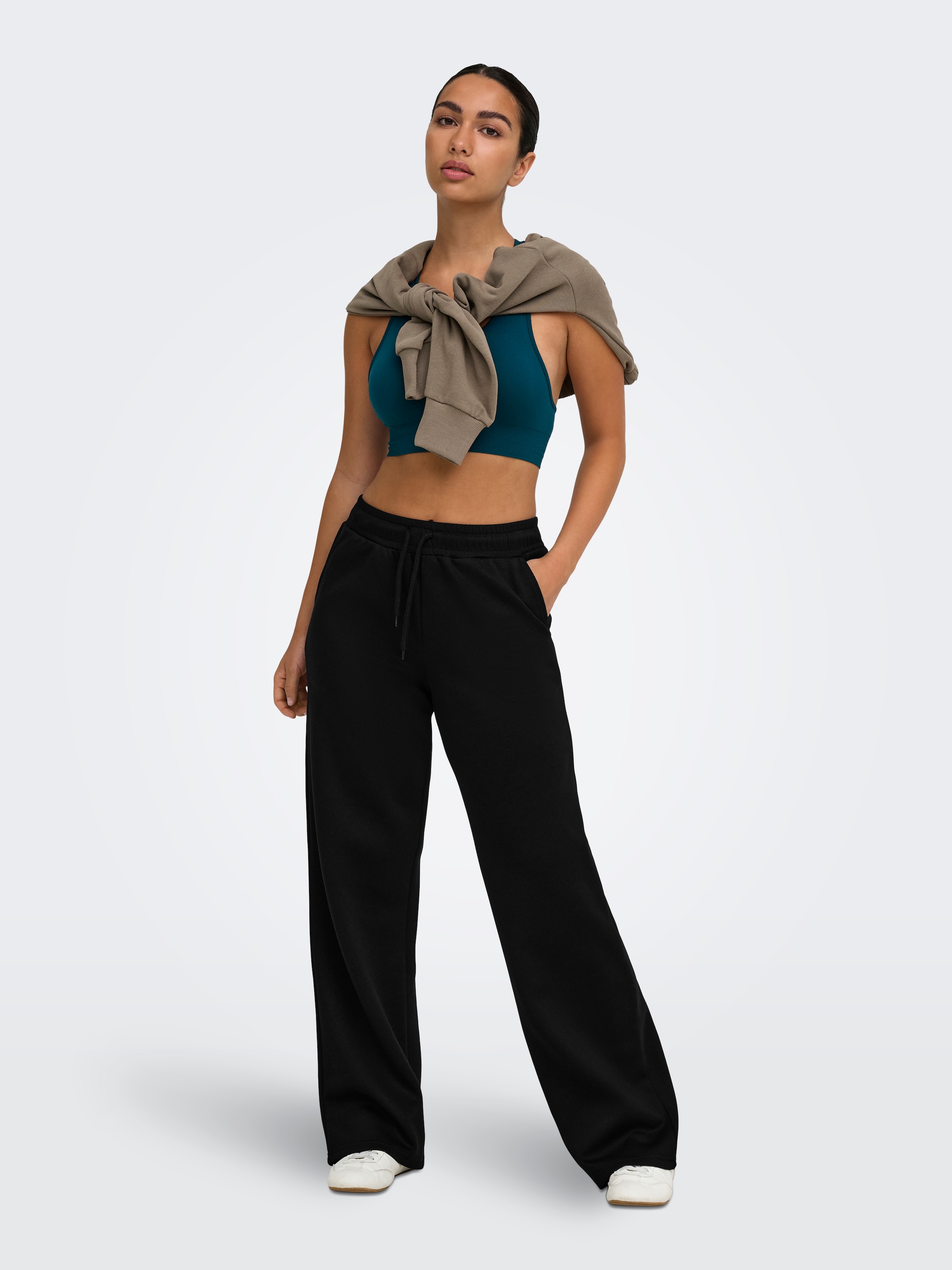 ONLY Play Pantalon sweat »ONPLOUNGE MW STR SWT PNT NOOS«  mélange de matériaux