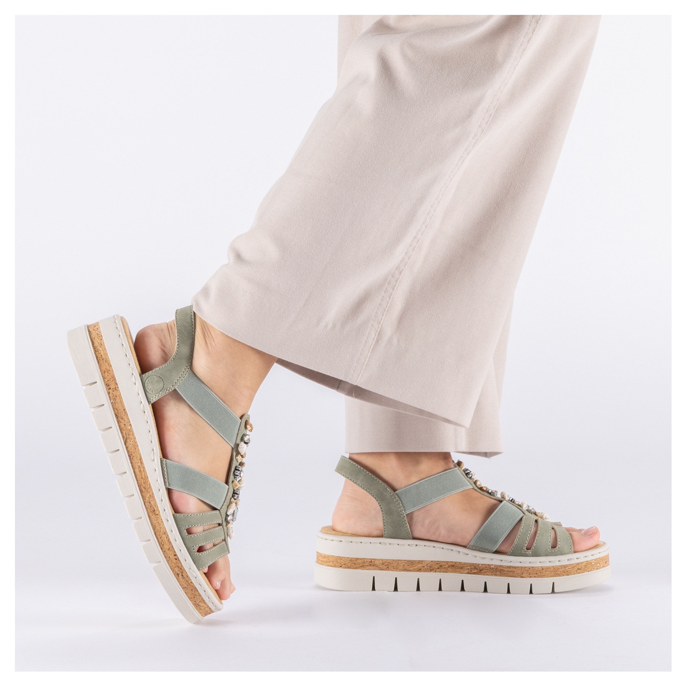 Rieker Sandales compensées  Sandale compensée, sandale à plateforme, chaussure d'été avec décoration