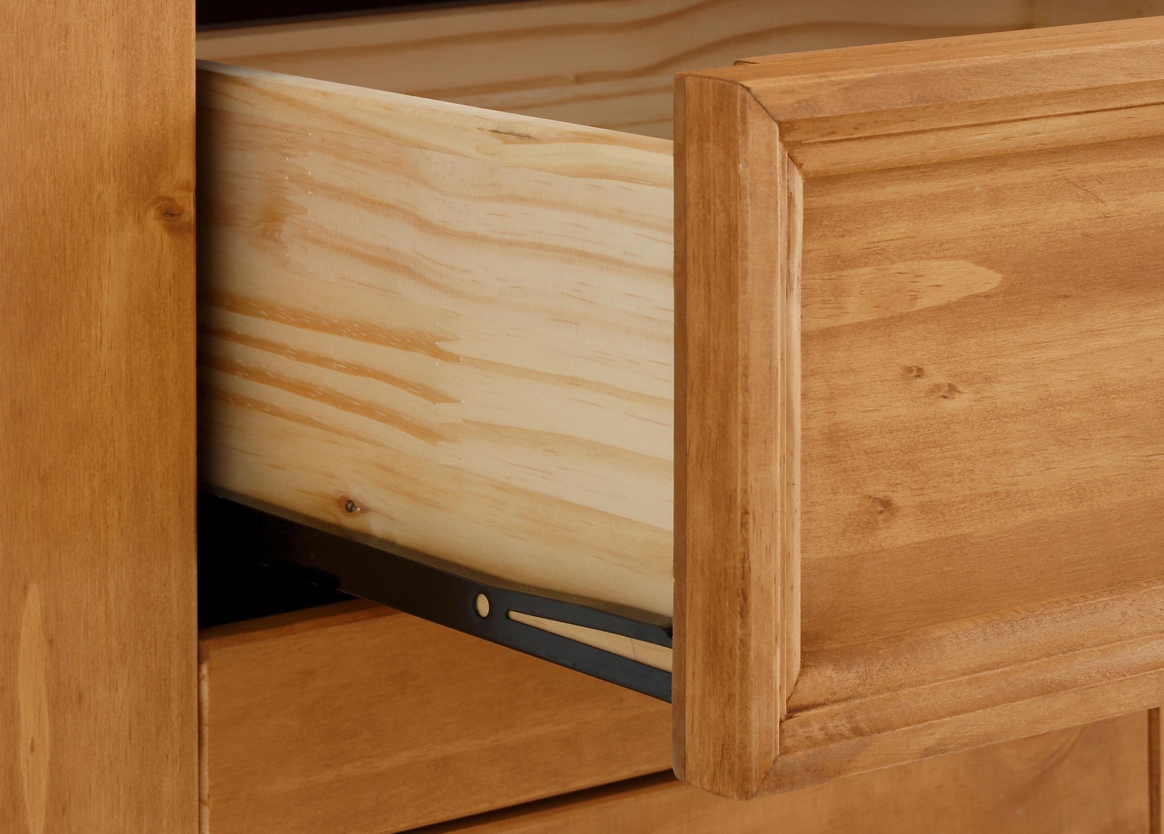 Home affaire Sideboard »Selma«, Kommode aus massivem Kiefernholz, Breite 145 cm