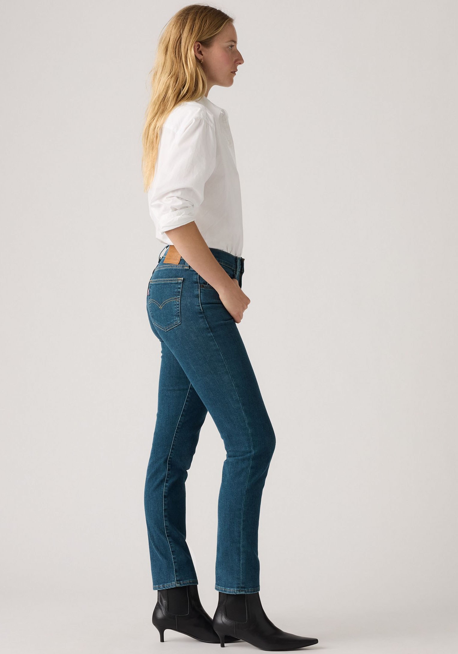 Levi's® Straight-Jeans »724 HIGH RISE STRAIGHT«
