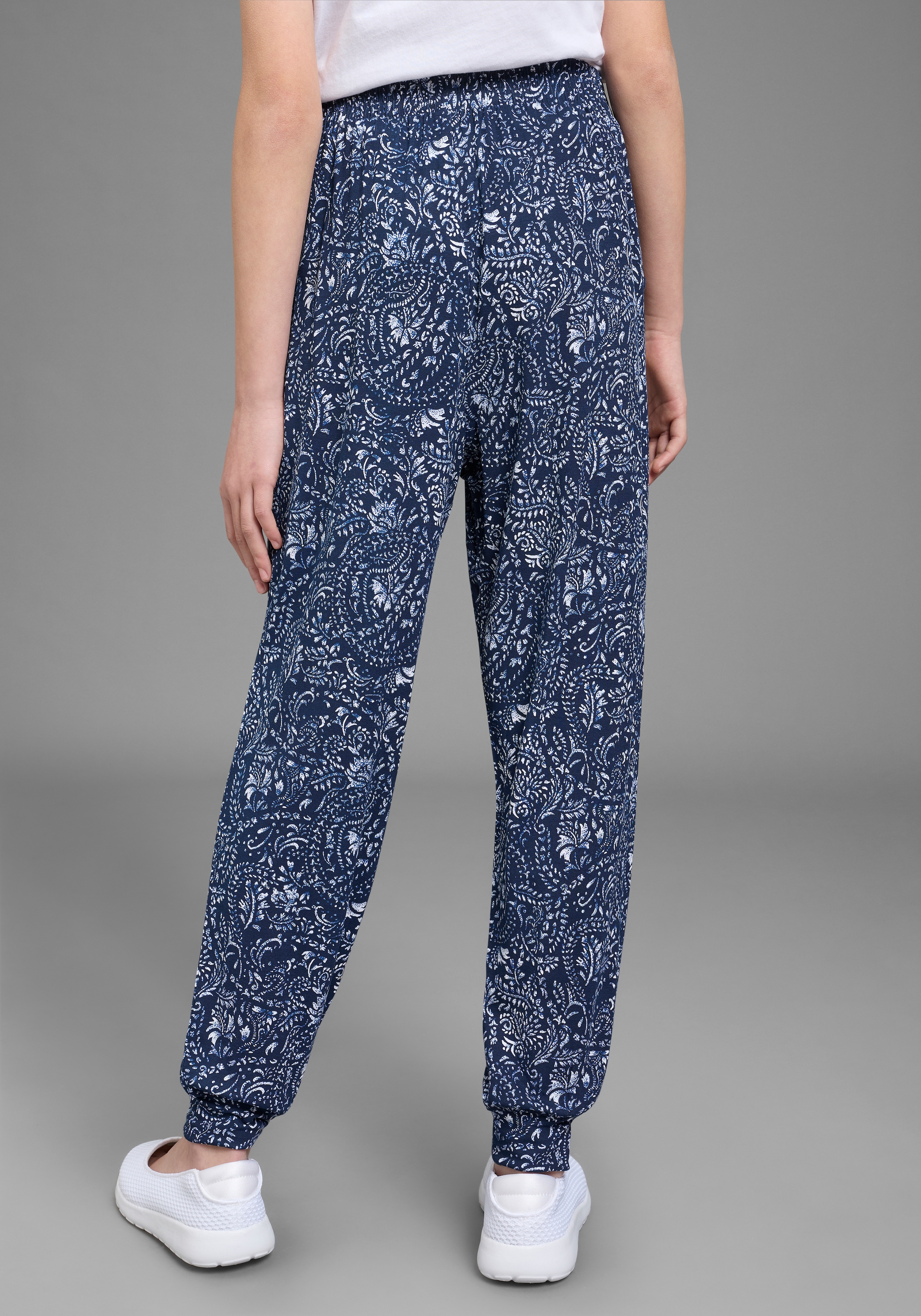 KIDSWORLD Pantalon en jersey »Viskose Haremshose«  für Mädchen, bequeme Passform, aus weichem Single Jersey