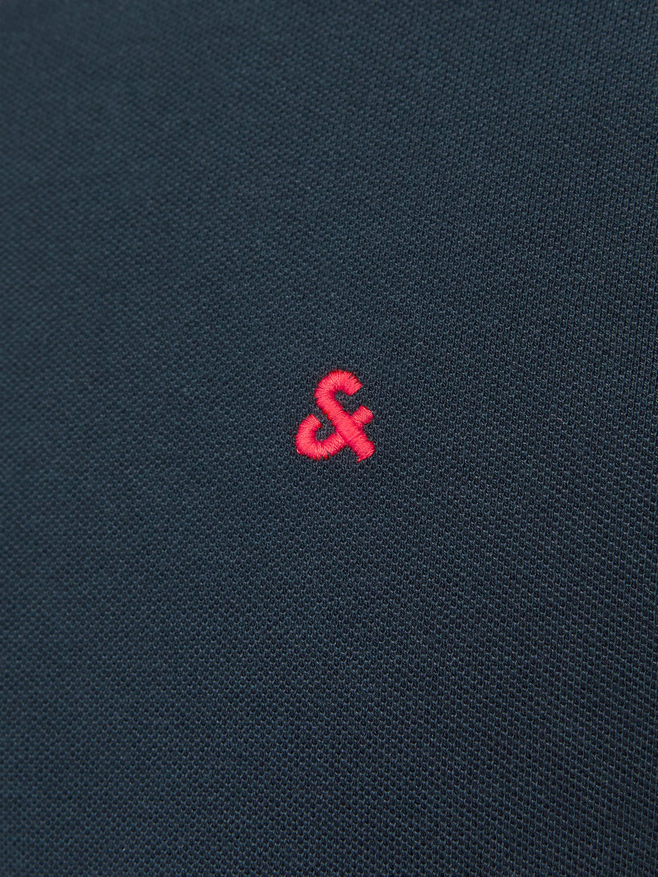 Jack & Jones Poloshirt »JJEPAULOS  Poloshirt mit klassischem Kragen und figurbetonter Form« Logostickerei, modisch, schmal, Baumwolle, Polokragen