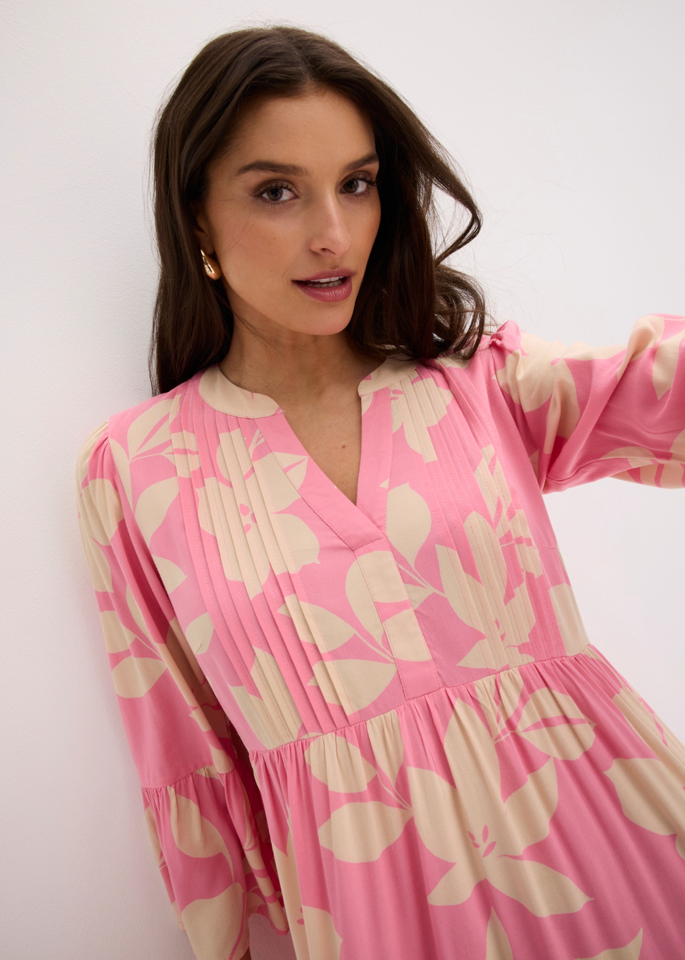 bonprix Maxikleid »Maxikleid aus fliessender Viskose« für modischen Auftritt, aus Viskose, A-Linie, 3/4-Ärmel