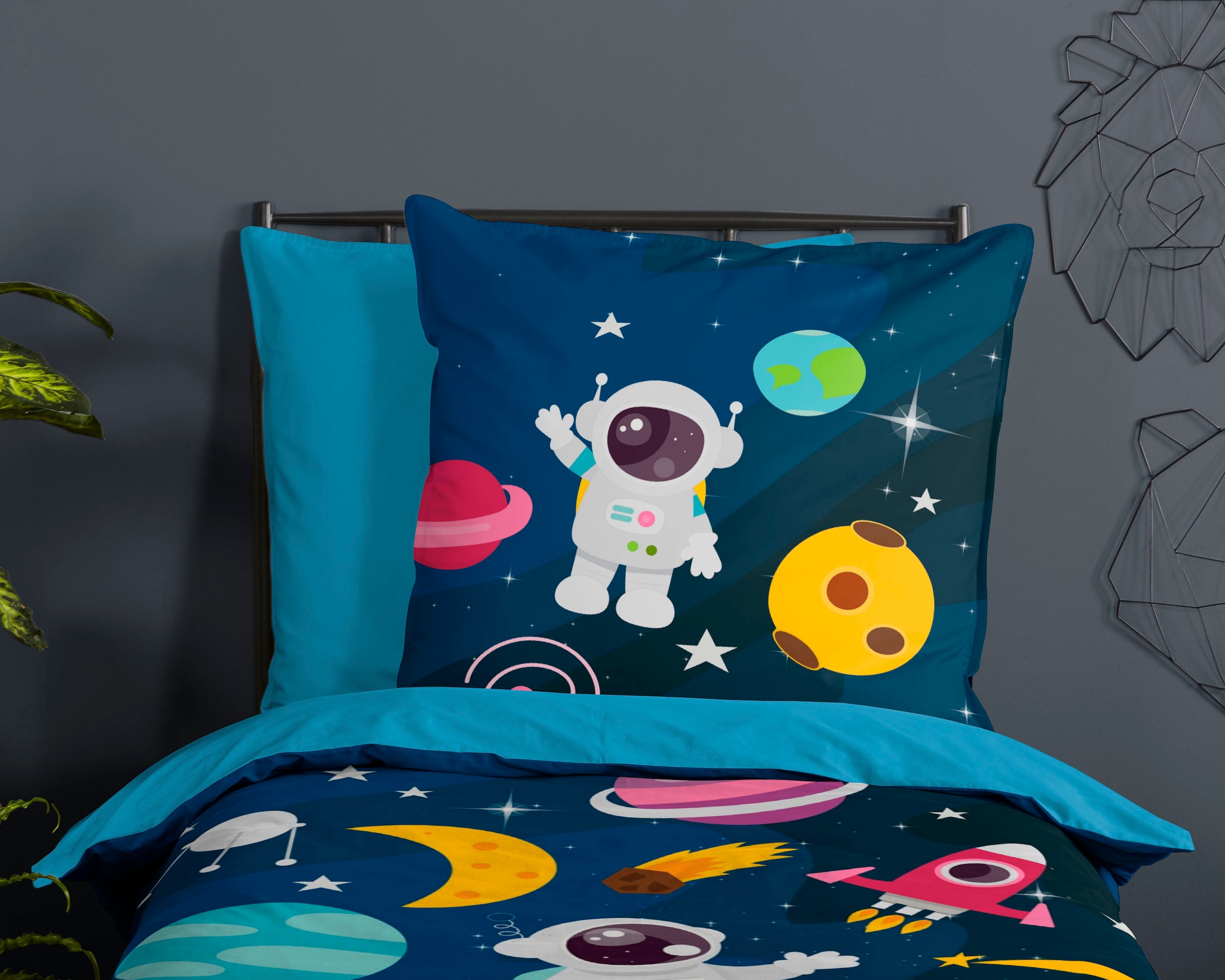 PURE luxury collection Kinderbettwäsche »Planets«, 135x200, Pflegeleicht, Reissverschluss, Wende, Kind Junge, Weltall Blau