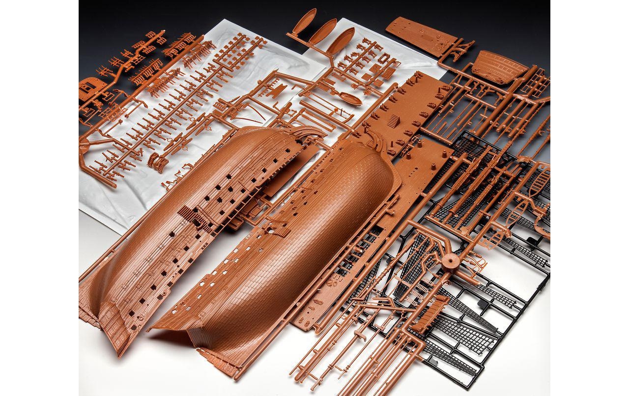 Revell® Modellbausatz »HMS Victory, Battle of Trafalgar« 1:225 Made in Europe