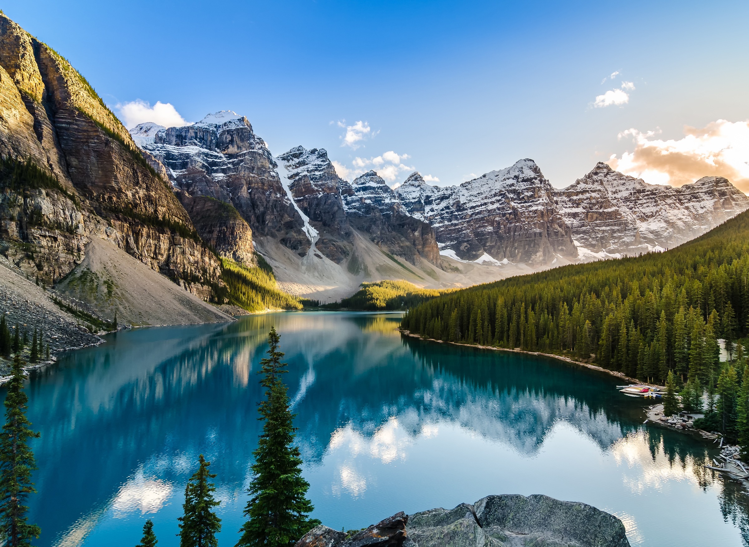Image of Papermoon Fototapete »Moraine Lake Rocky Mountains« bei Ackermann Versand Schweiz