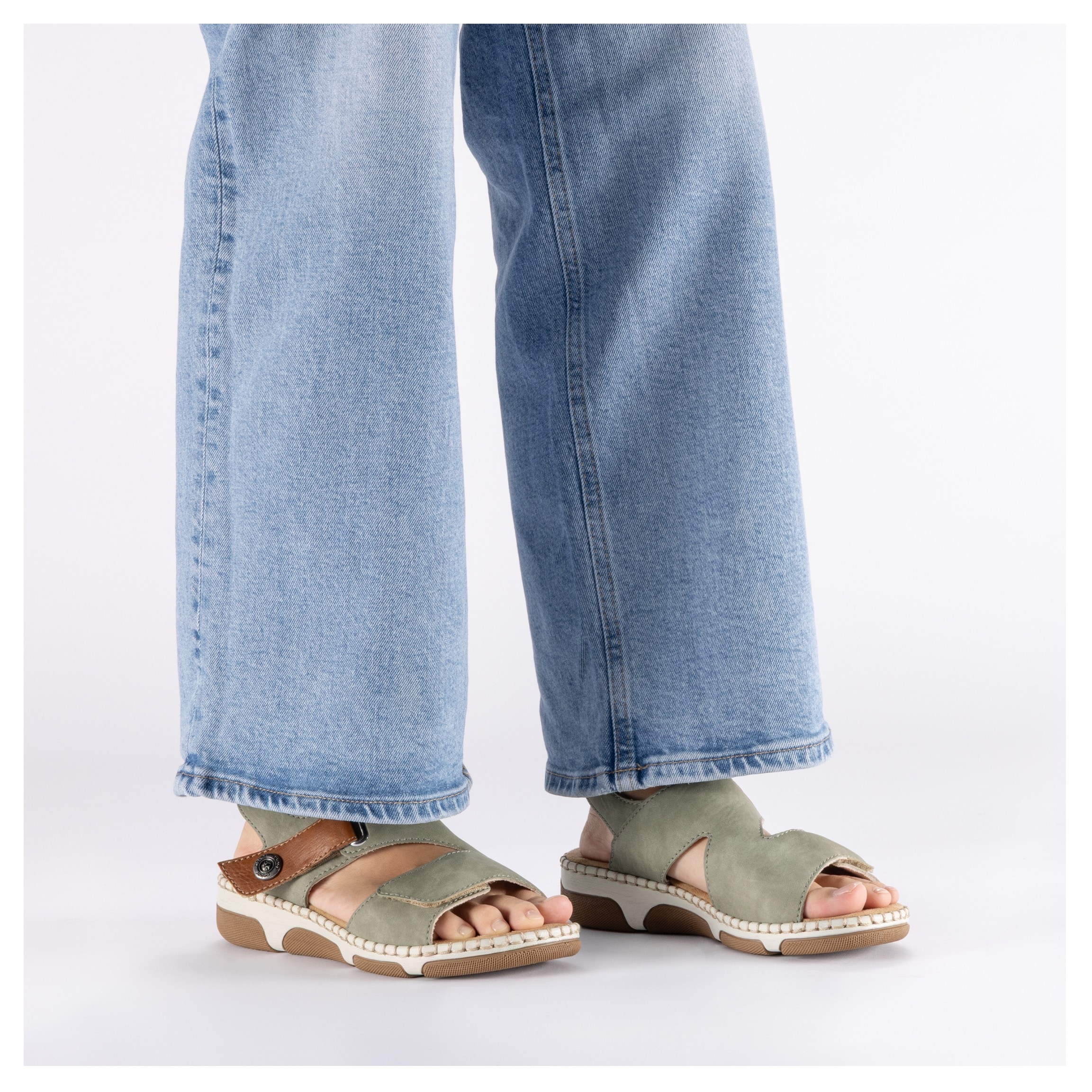 Rieker  chaussure d'été, chaussure à scratch avec couture décorative élaborée sur la semelle