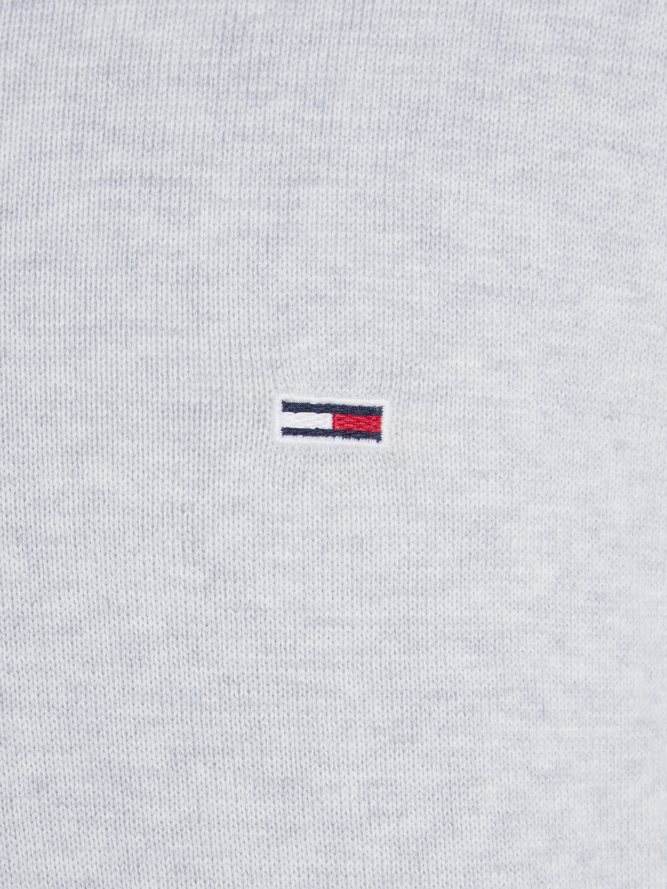 Tommy Jeans Rundhalspullover »TJM SLIM ESSENTIAL LIGHT SWEATER«, mit Flag-Patch