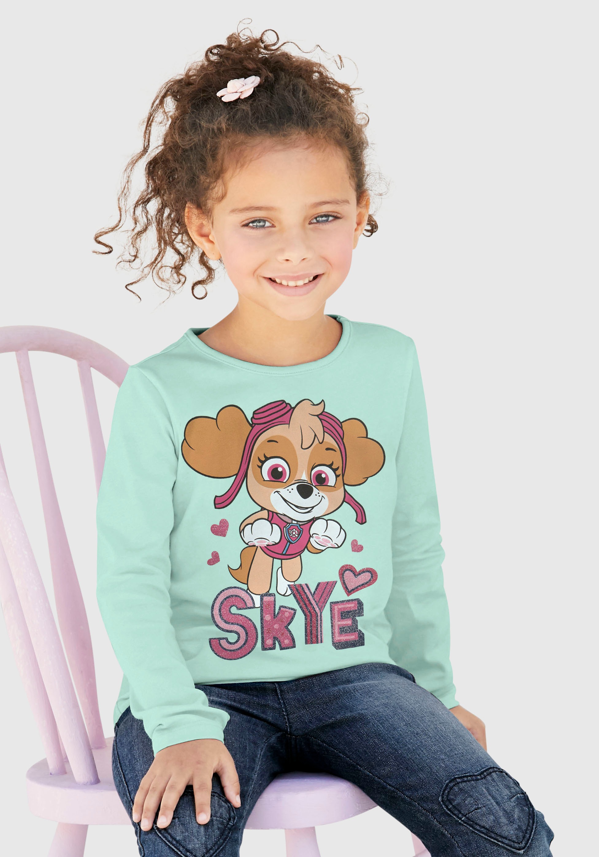 Image of PAW PATROL Langarmshirt »SKYE«, Druck mit Glitzerdetails bei Ackermann Versand Schweiz