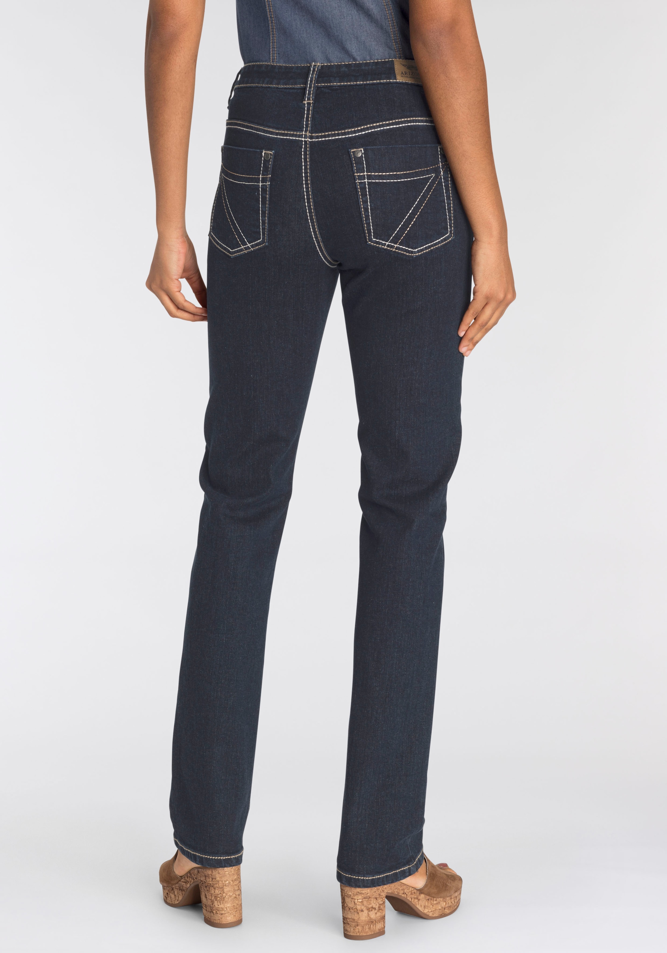 Arizona Gerade Jeans »Comfort-Fit«, High auf versandkostenfrei Kontrastnähten Waist mit