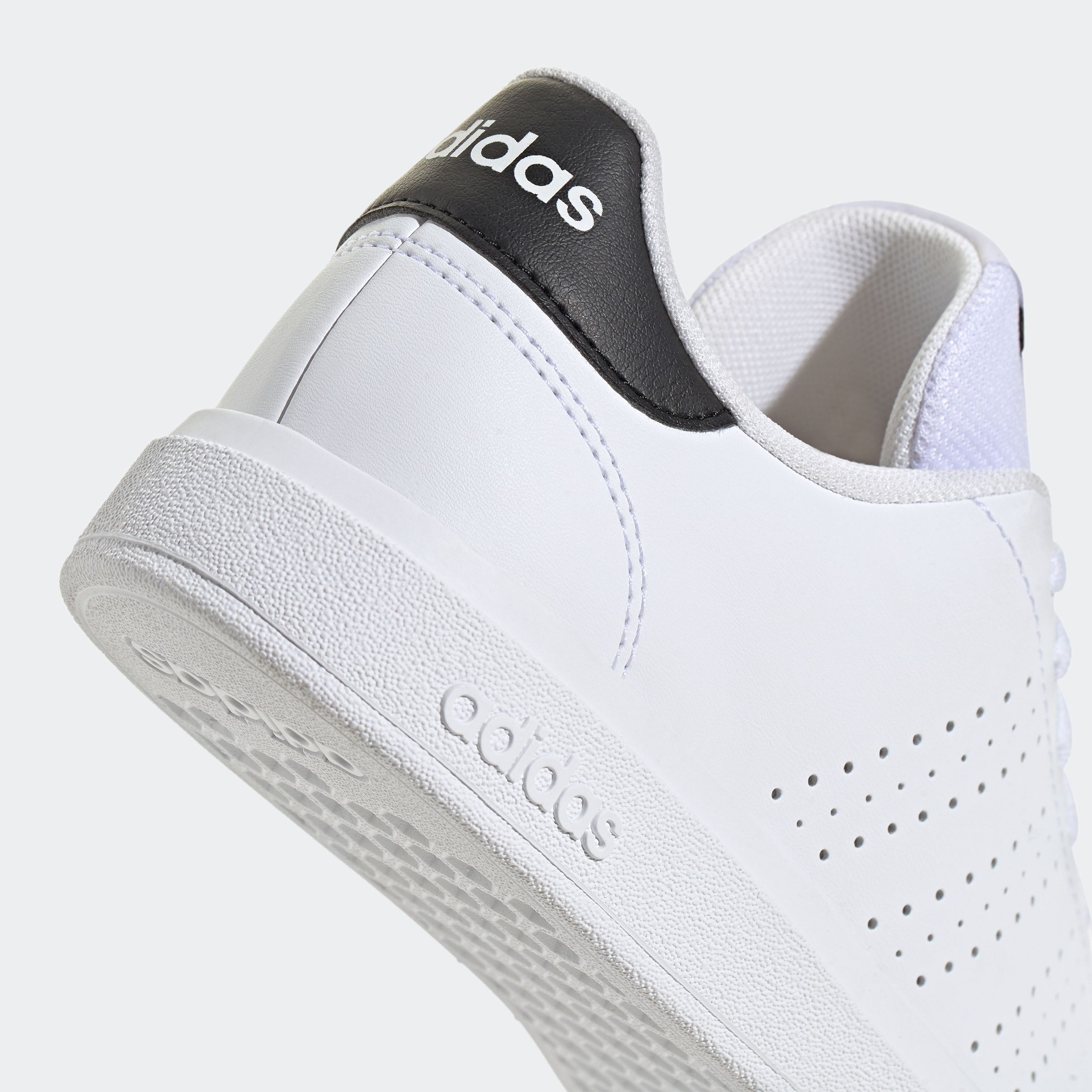 adidas Sportswear Sneakers »ADVANTAGE BASE 2.0«  Design auf den Spuren des adidas Stan Smith, für Kinder & Jugendliche