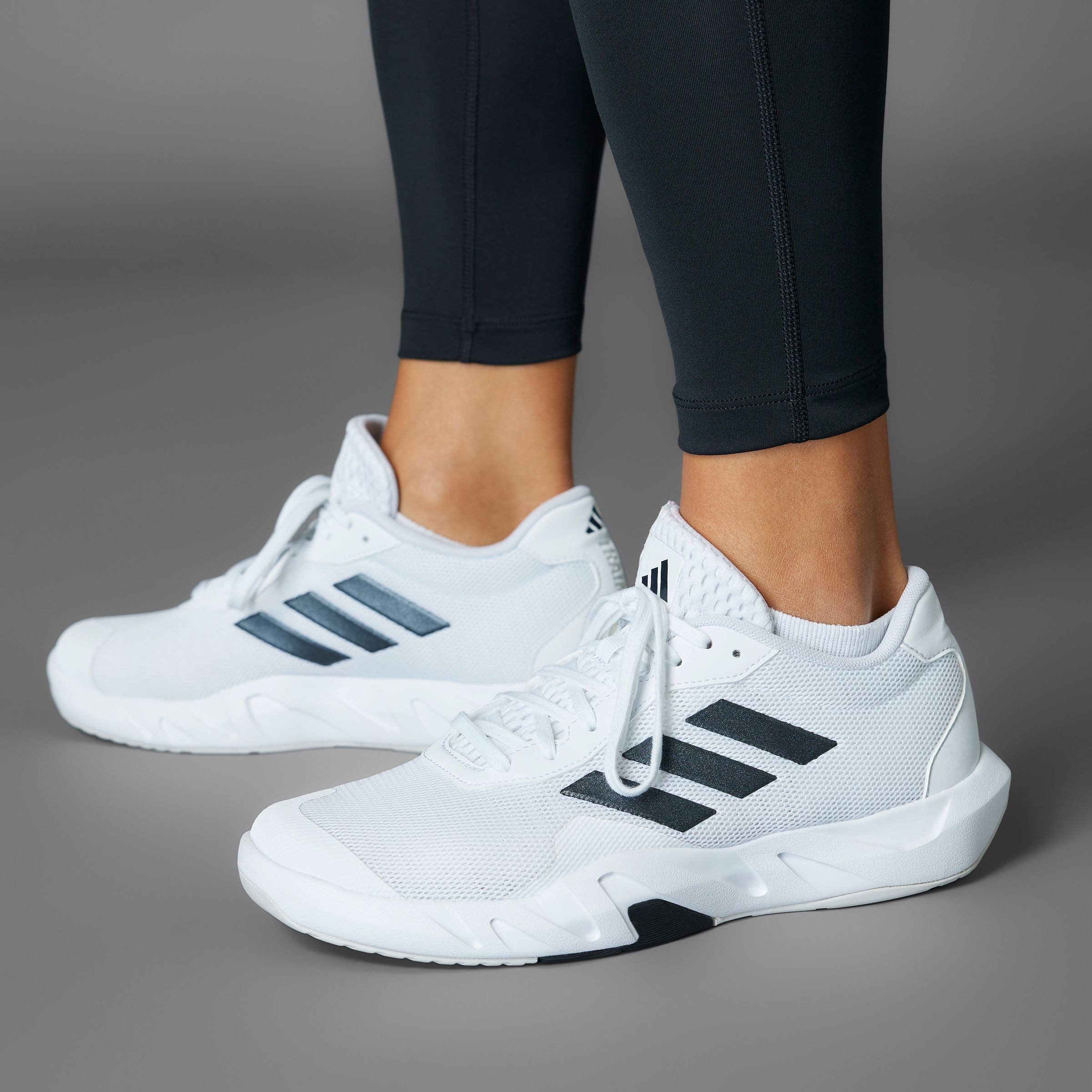 adidas Performance Trainingsschuh »AMPLIMOVE TRAINER«