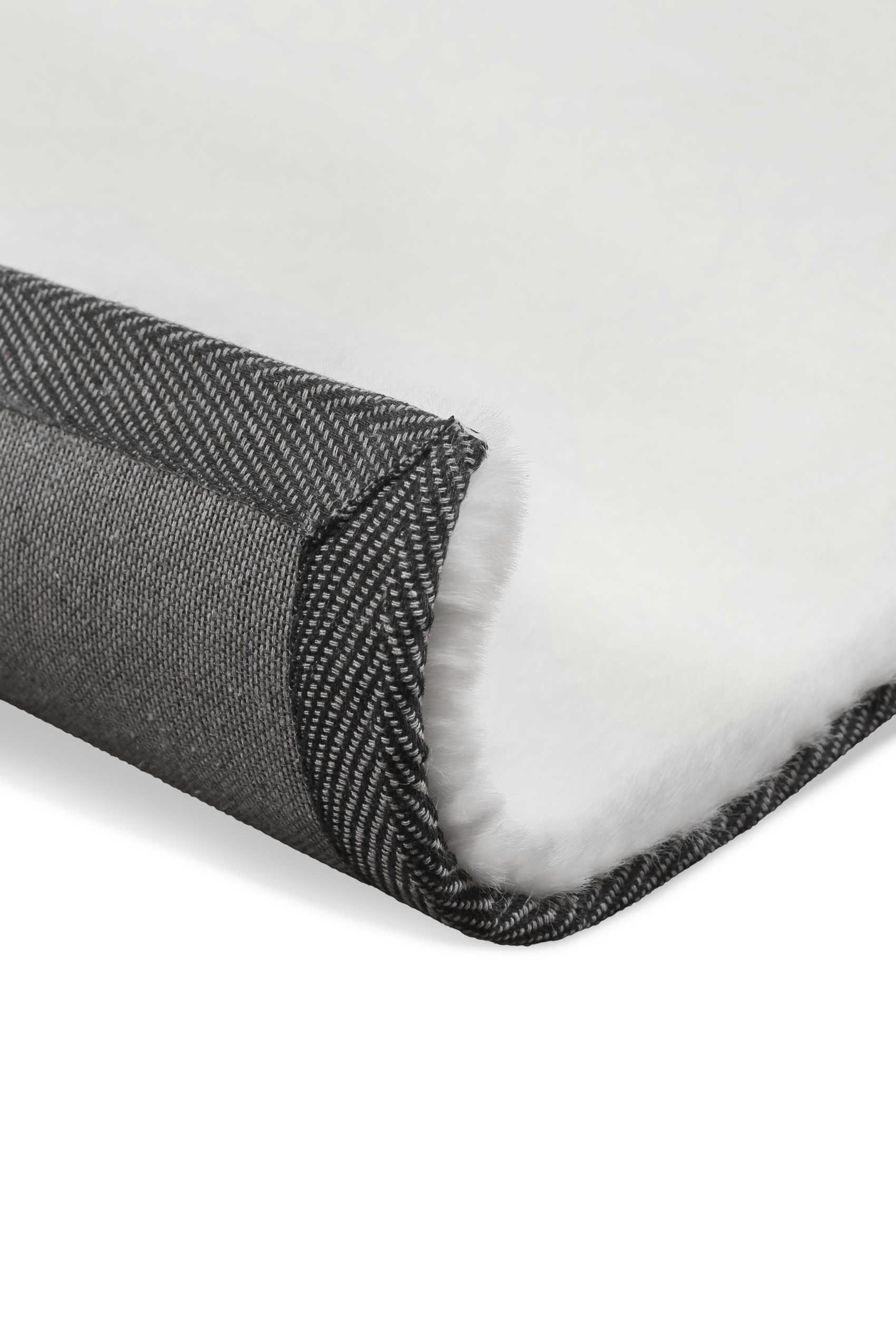 Wecon home Basics Teppich »Anna« quadratisch 25 mm Höhe Hochflorteppich, getuftet, modern, einfarbig, flauschig, Wohnzimmer