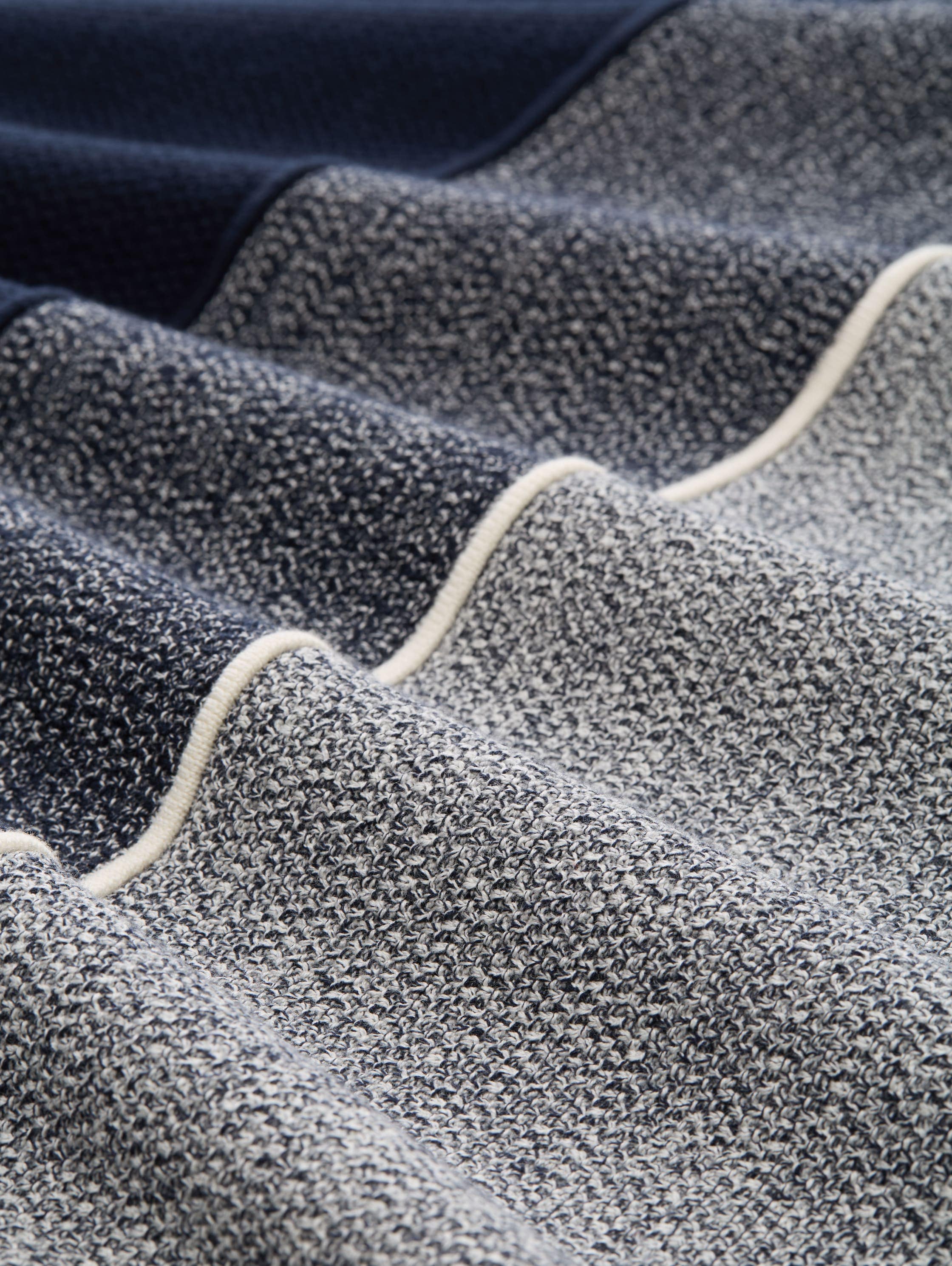 TOM TAILOR Pull à col rond mit Colorblock