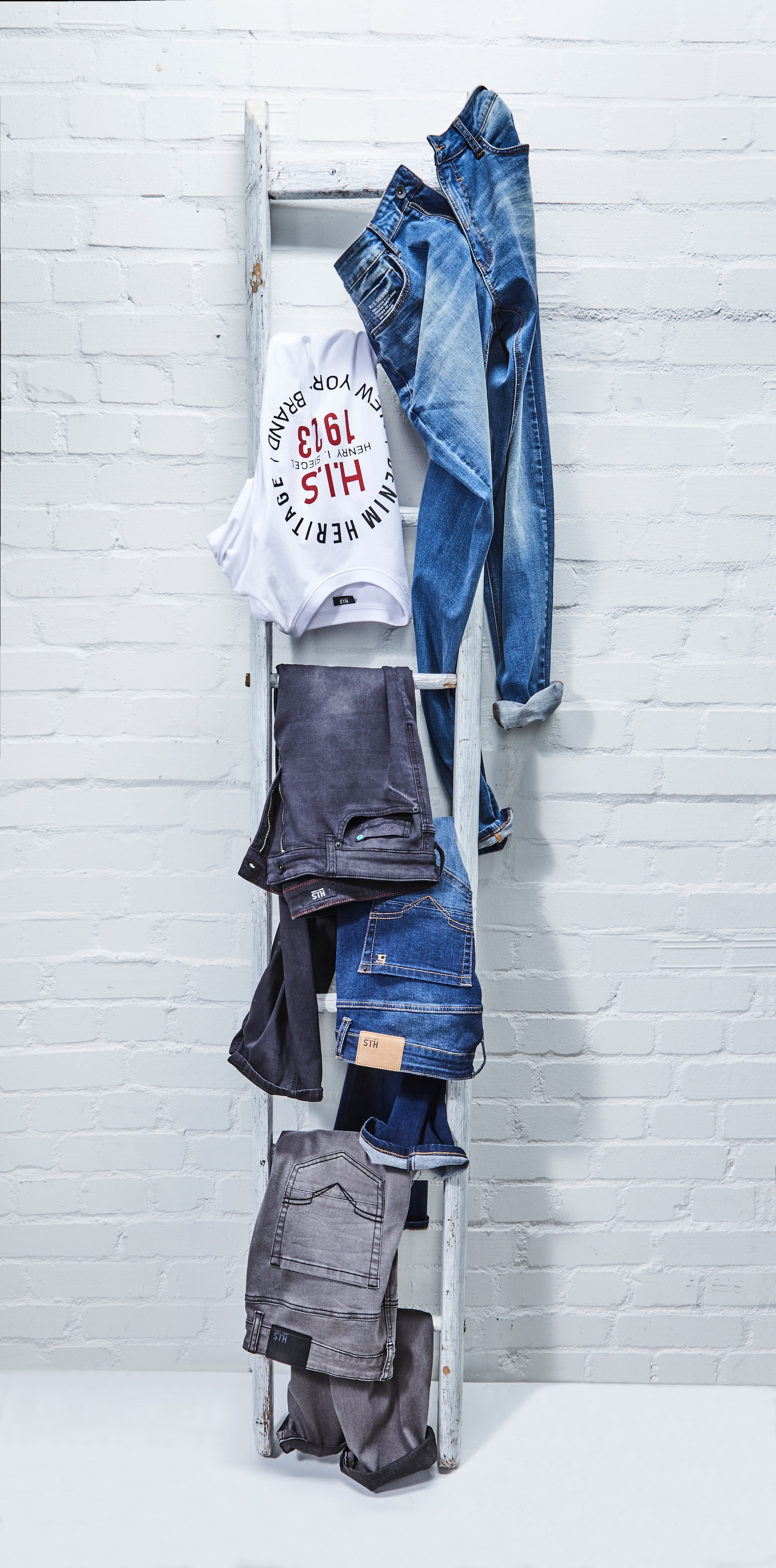 H.I.S Straight-Jeans »DIX«, Ökologische, wassersparende Produktion durch Ozon Wash