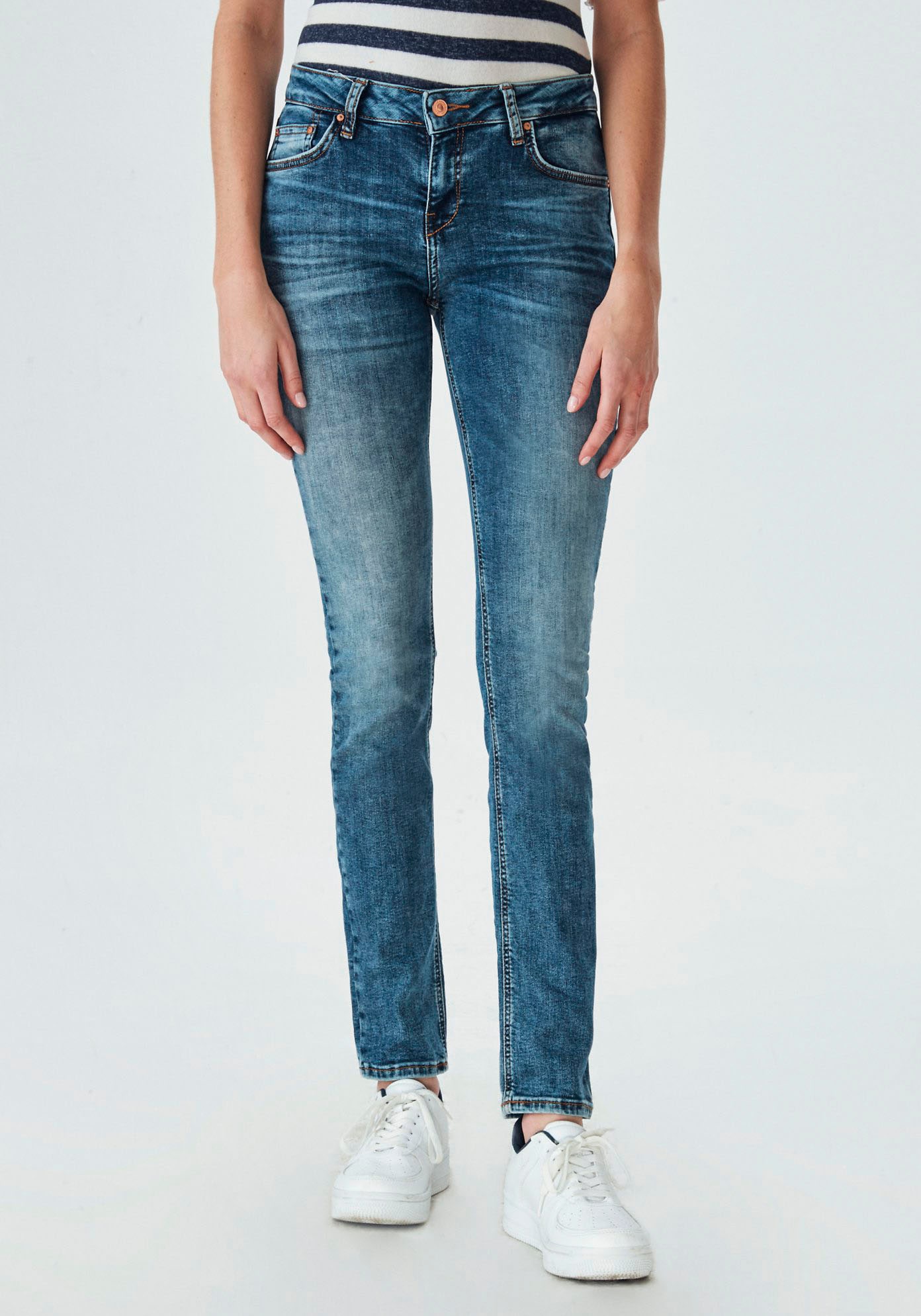 ♕ LTB Slim-fit-Jeans »ASPEN toller mit bestellen versandkostenfrei Y«, Backpocket-Stickerei