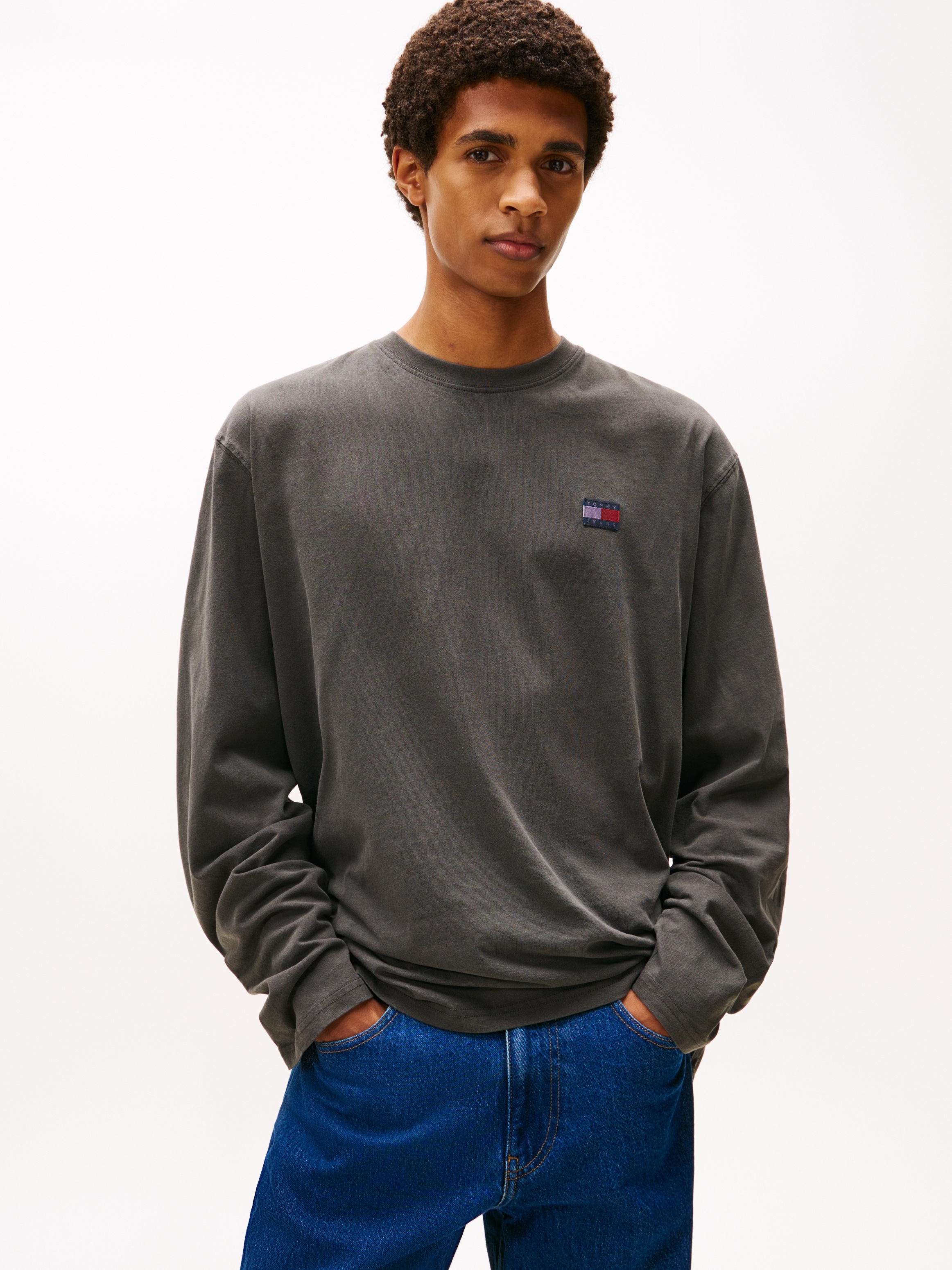 Image of Tommy Jeans Langarmshirt "Classic Relaxed Fit" Rundhals, Jersey, grosses Logo am Ärmel