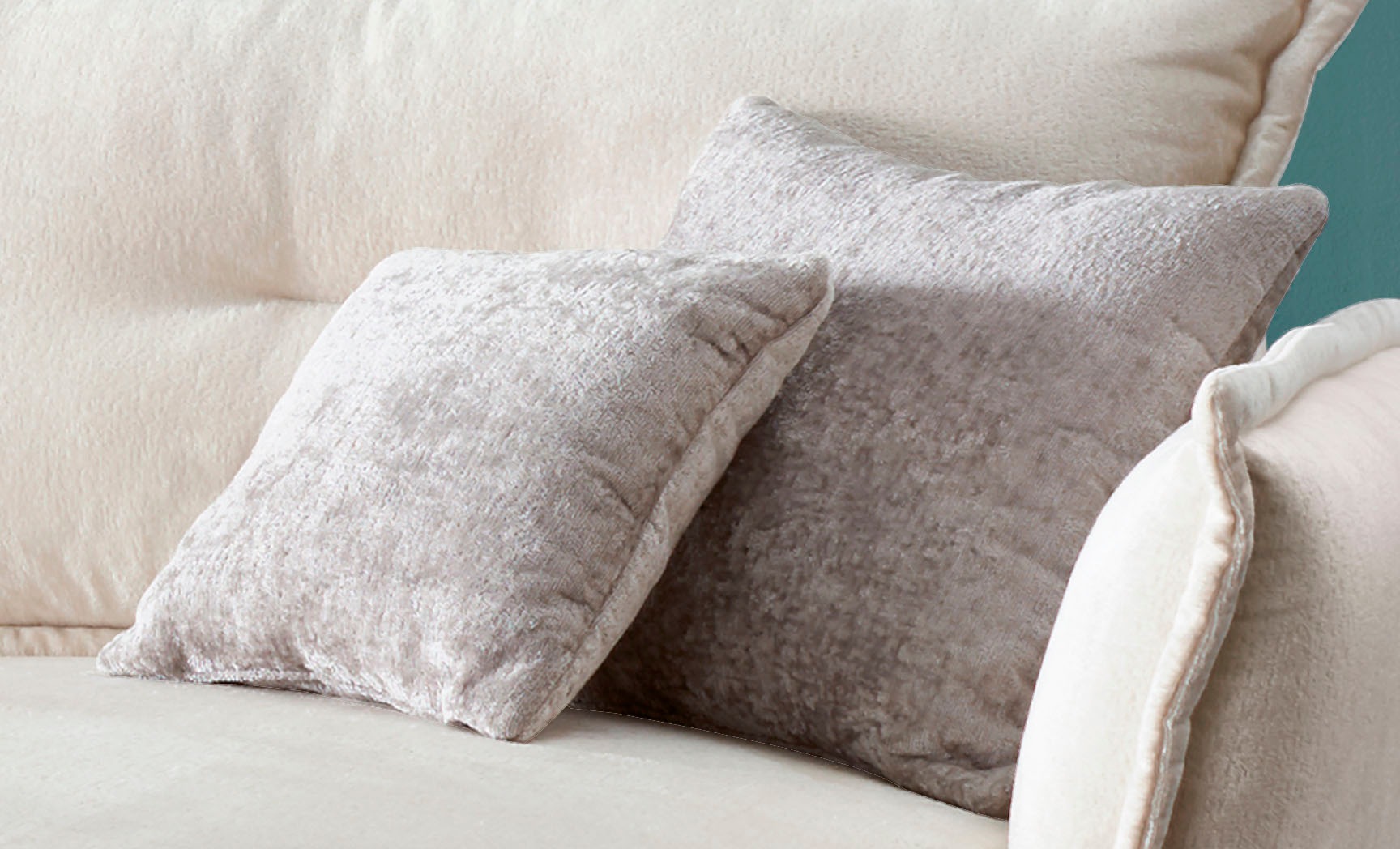 INOSIGN Ecksofa »Lazio modern und bequem, schmale Armlehnen, tolle Detailverarbeitung«, zwei verschiedene Fussfarben wählbar