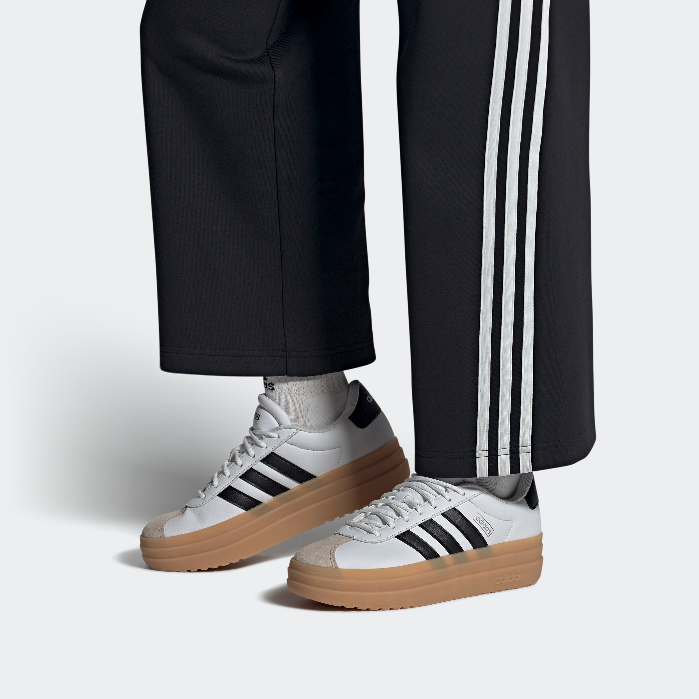 adidas Sportswear Sneaker »VL COURT BOLD«, Design auf den Spuren des adidas Gazelle Bold