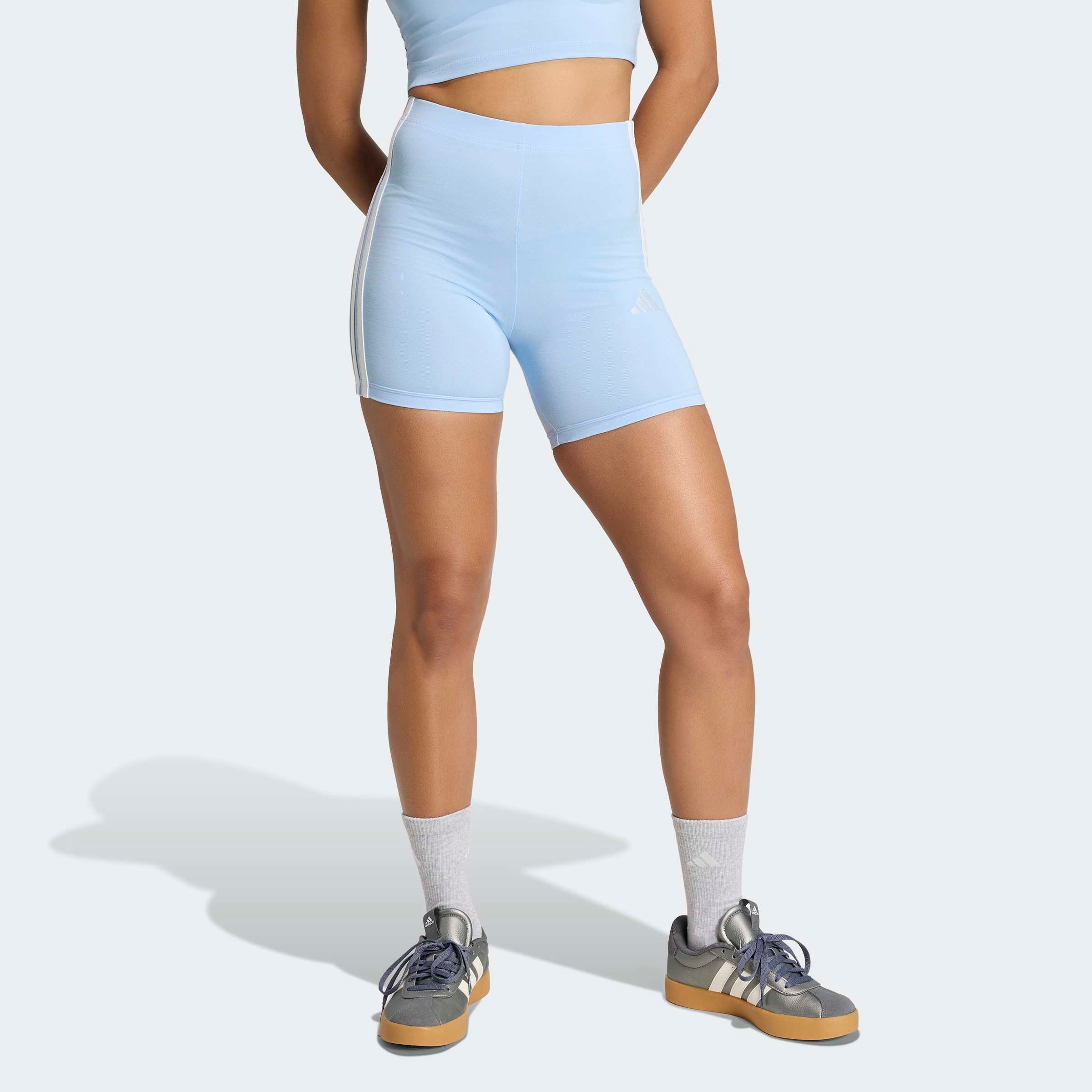 adidas Sportswear Caleçon d'entraînement »ESSENTIALS 3-STREIFEN HIGH WAISTED KURZE LEGGINGS«  kurze Leggings, mittelhoher Bund, flacher, elastischer Bund