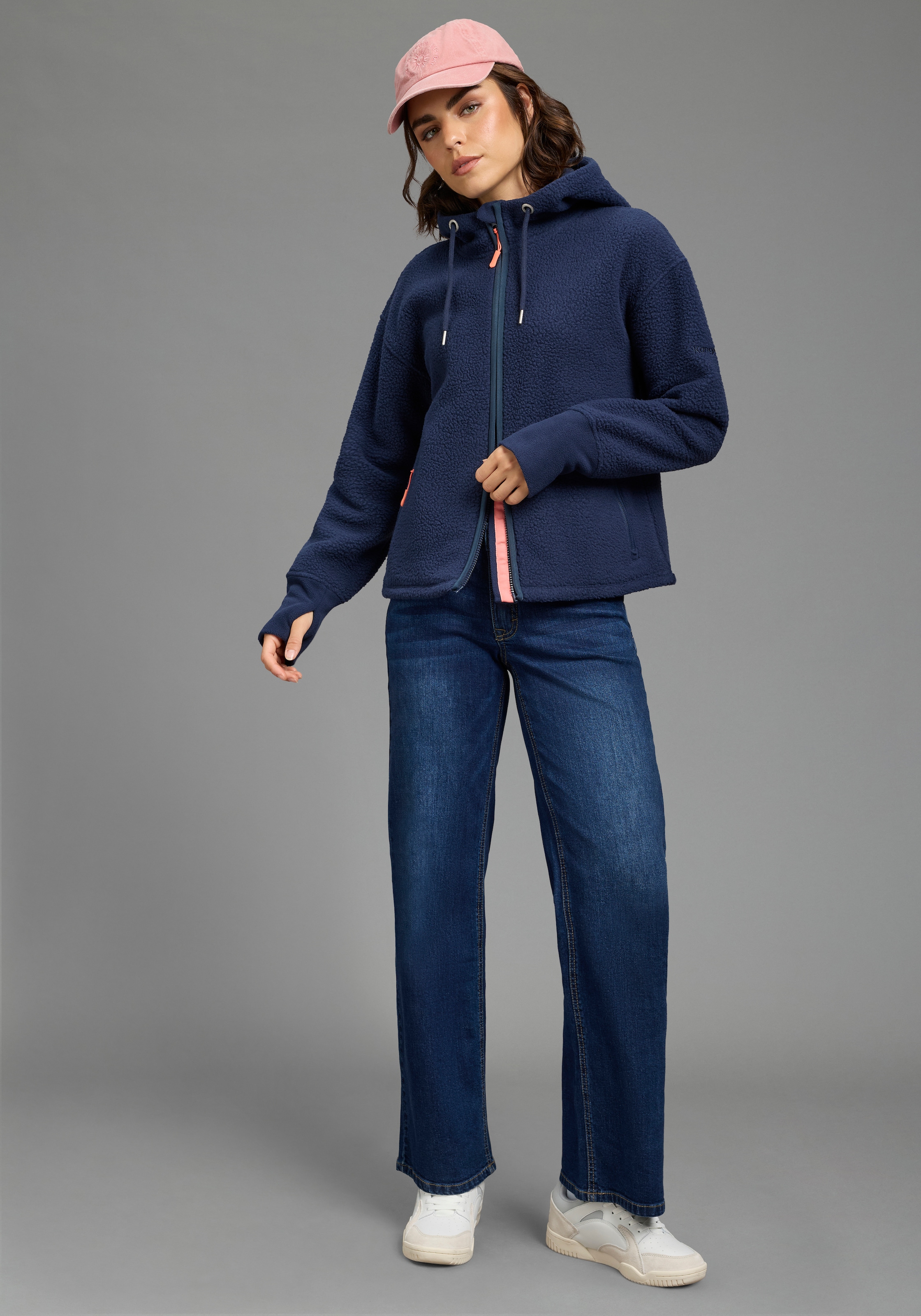 KangaROOS Fleecejacke mit Kapuze mit relaxed fit, hüftlange Form