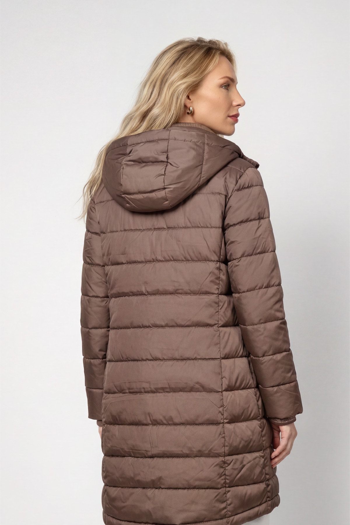 Monari Manteau matelassé »Mantel Stepp« Coupe régulière avec col montant et capuche