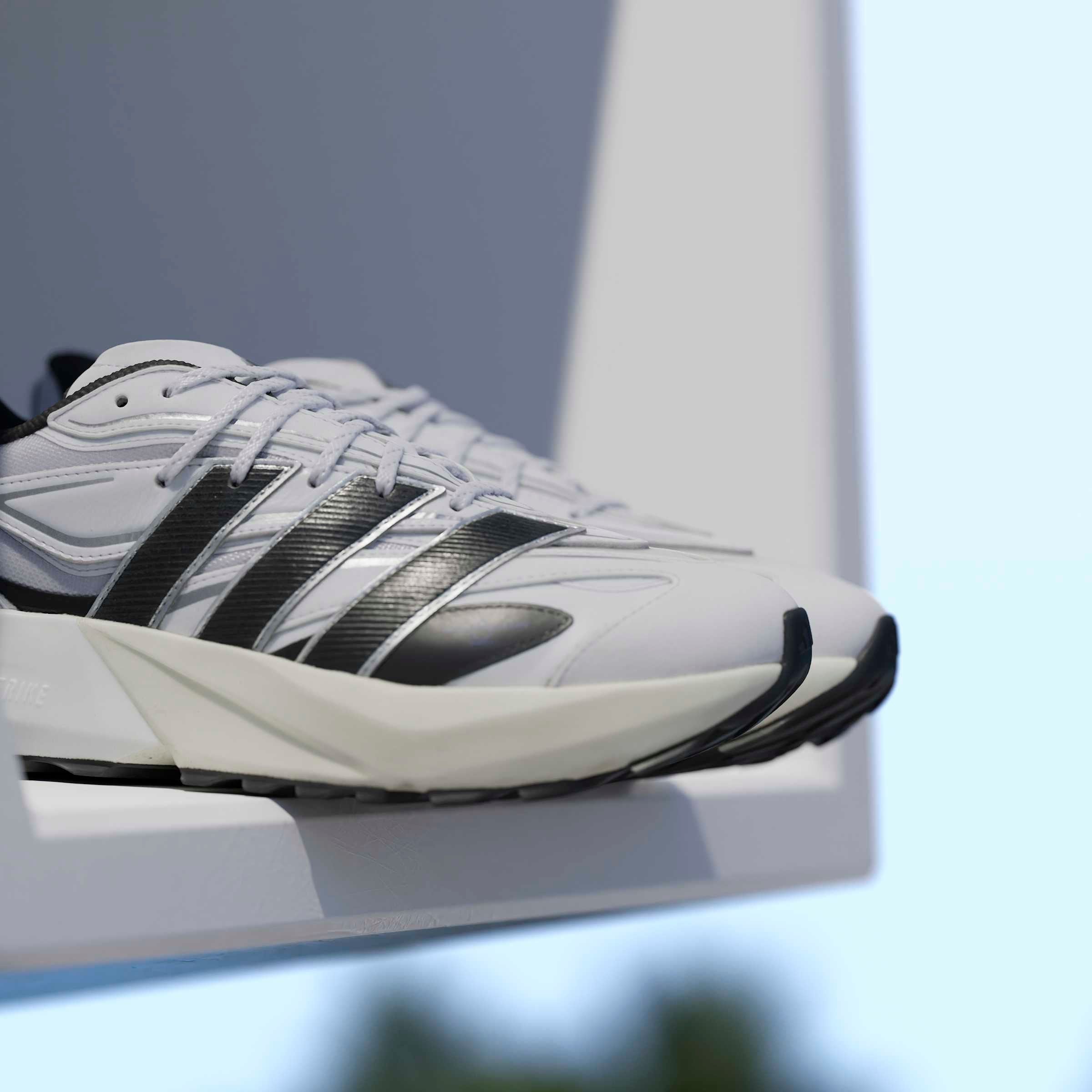 adidas Sportswear Sneakers »LIGHTBLAZE ATR«