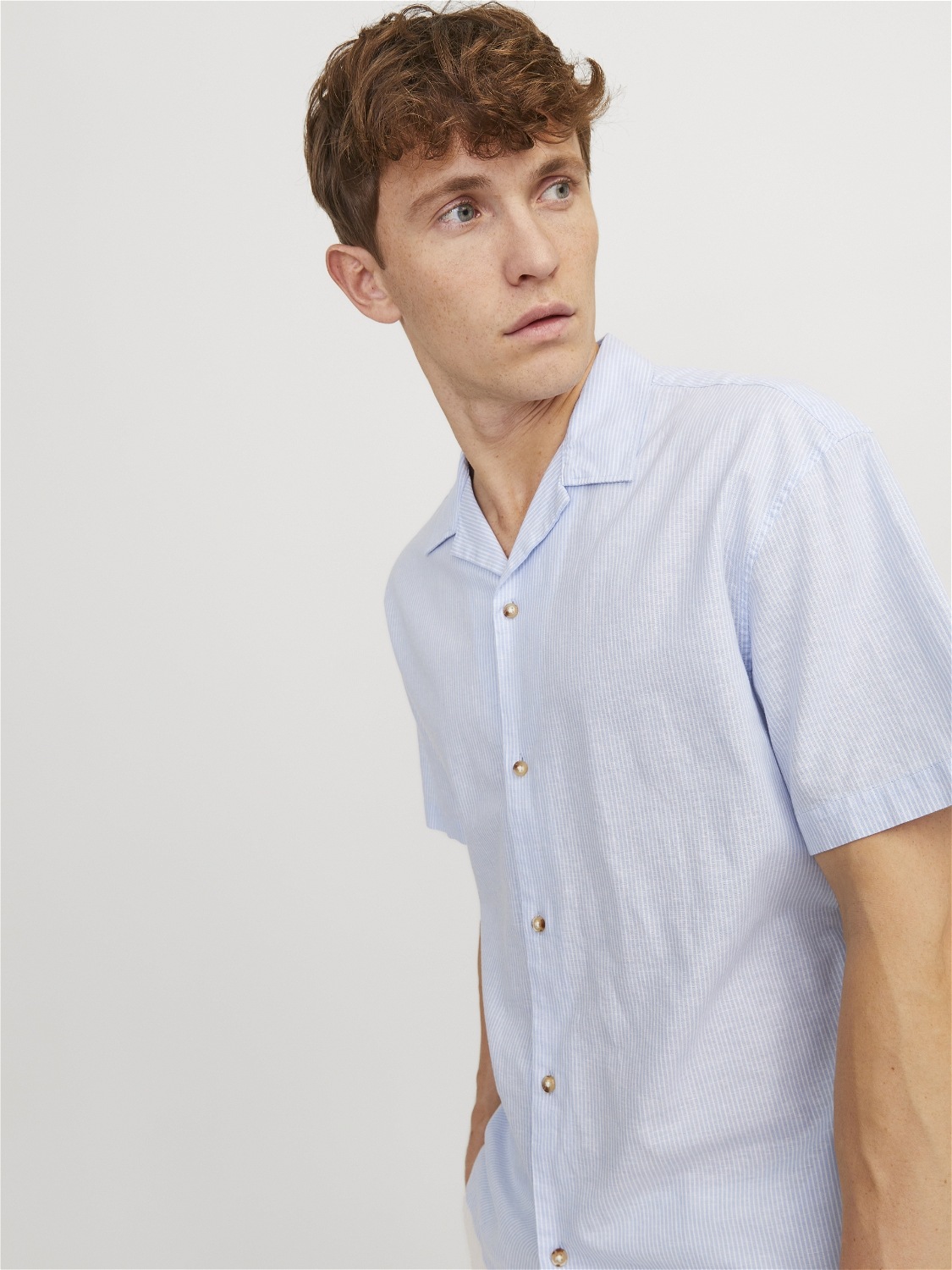 Jack & Jones Kurzarmhemd »JJESUMMER RESORT LINEN BLEND SHIRT SS SN«